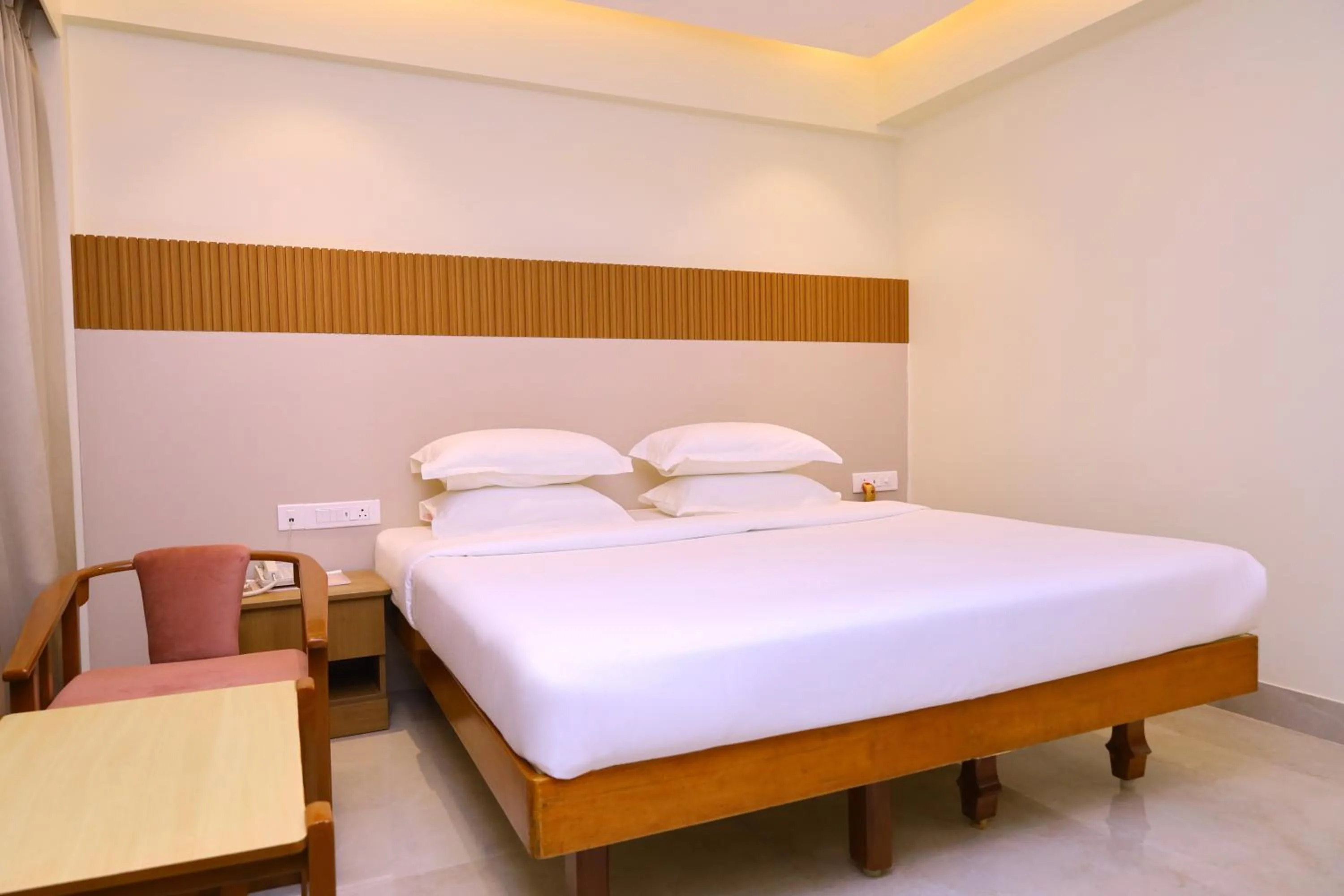 Bed in Hotel Surguru