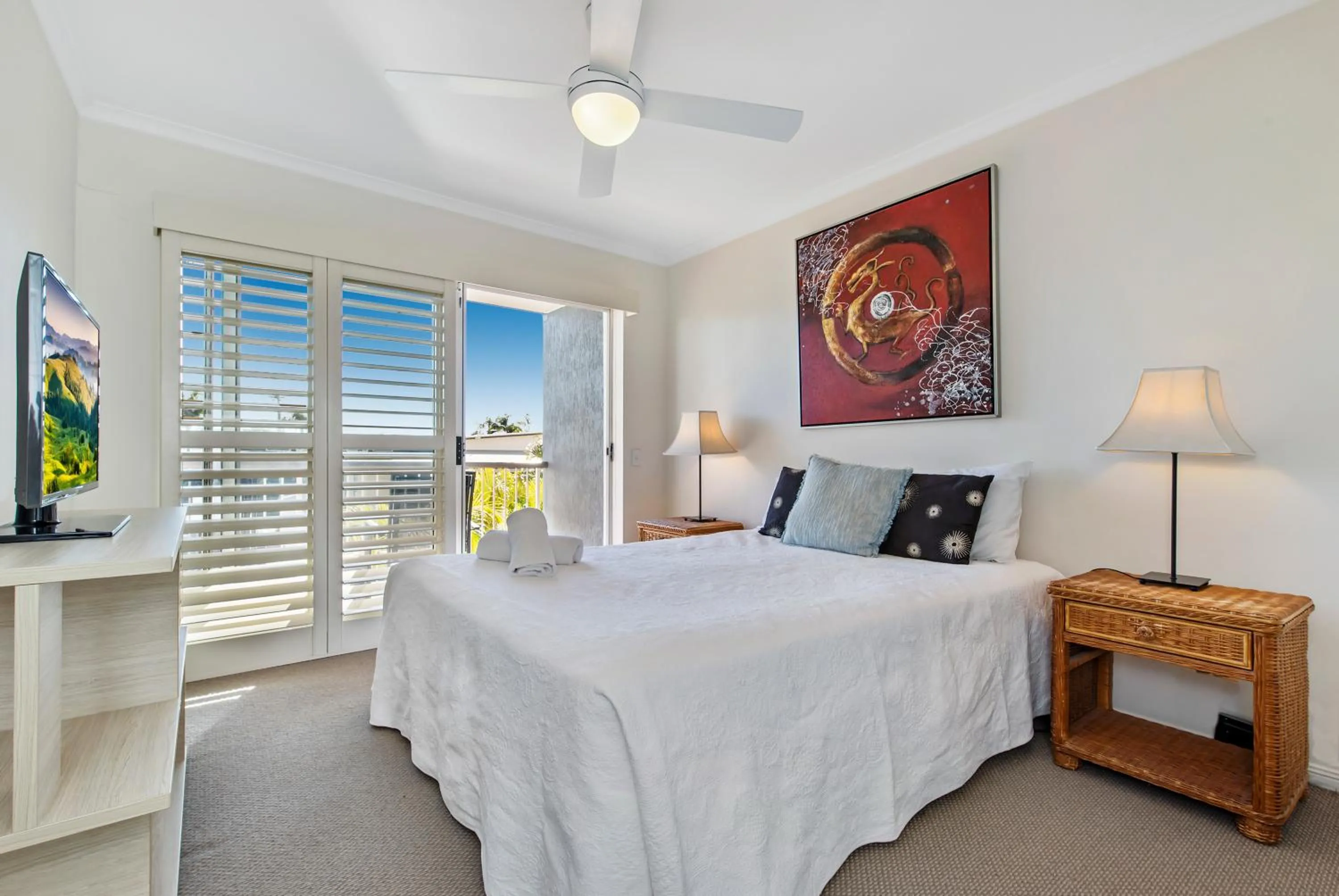 Bed in Dockside Apartments Mooloolaba