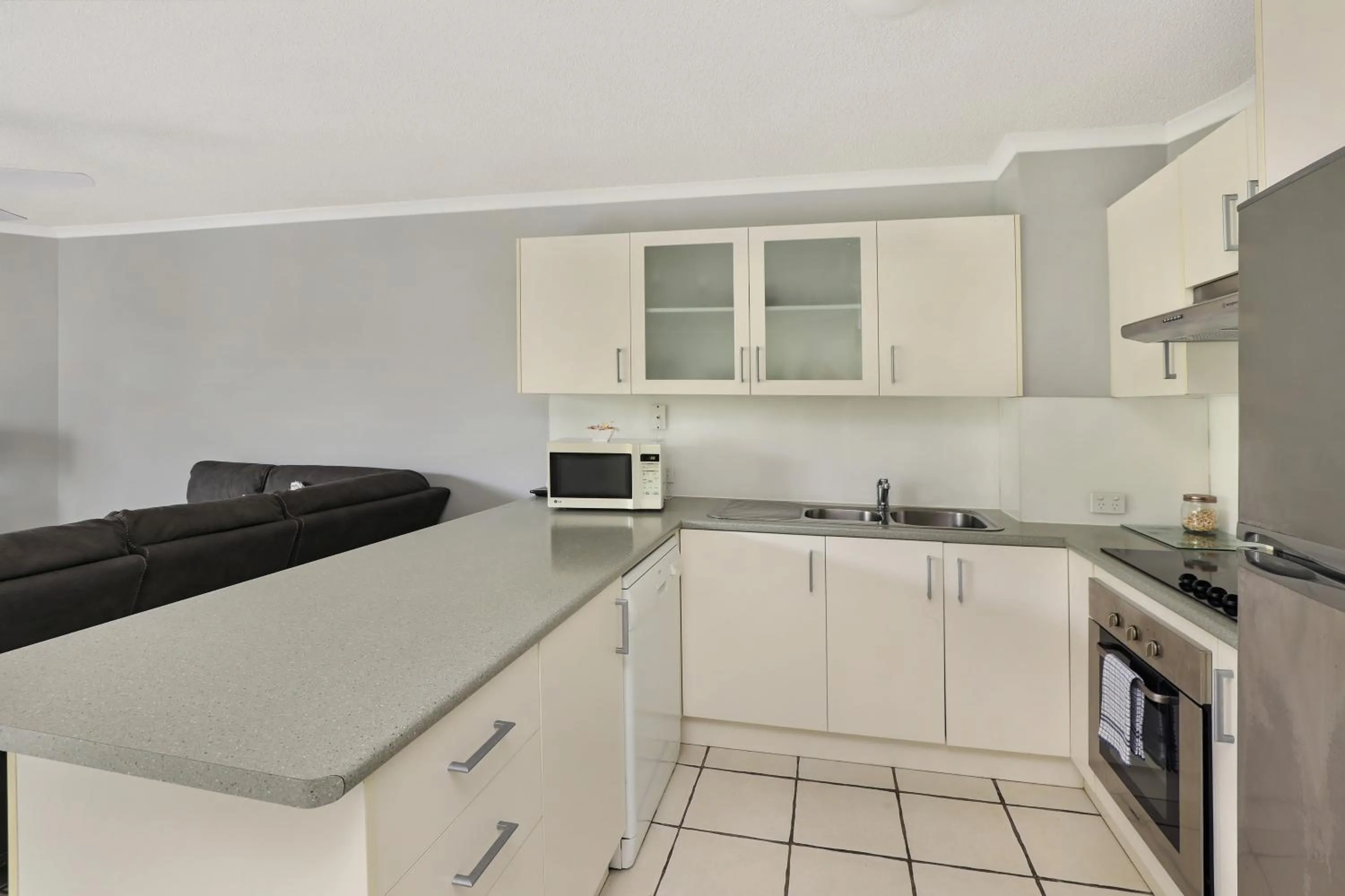 Kitchen or kitchenette in Dockside Apartments Mooloolaba