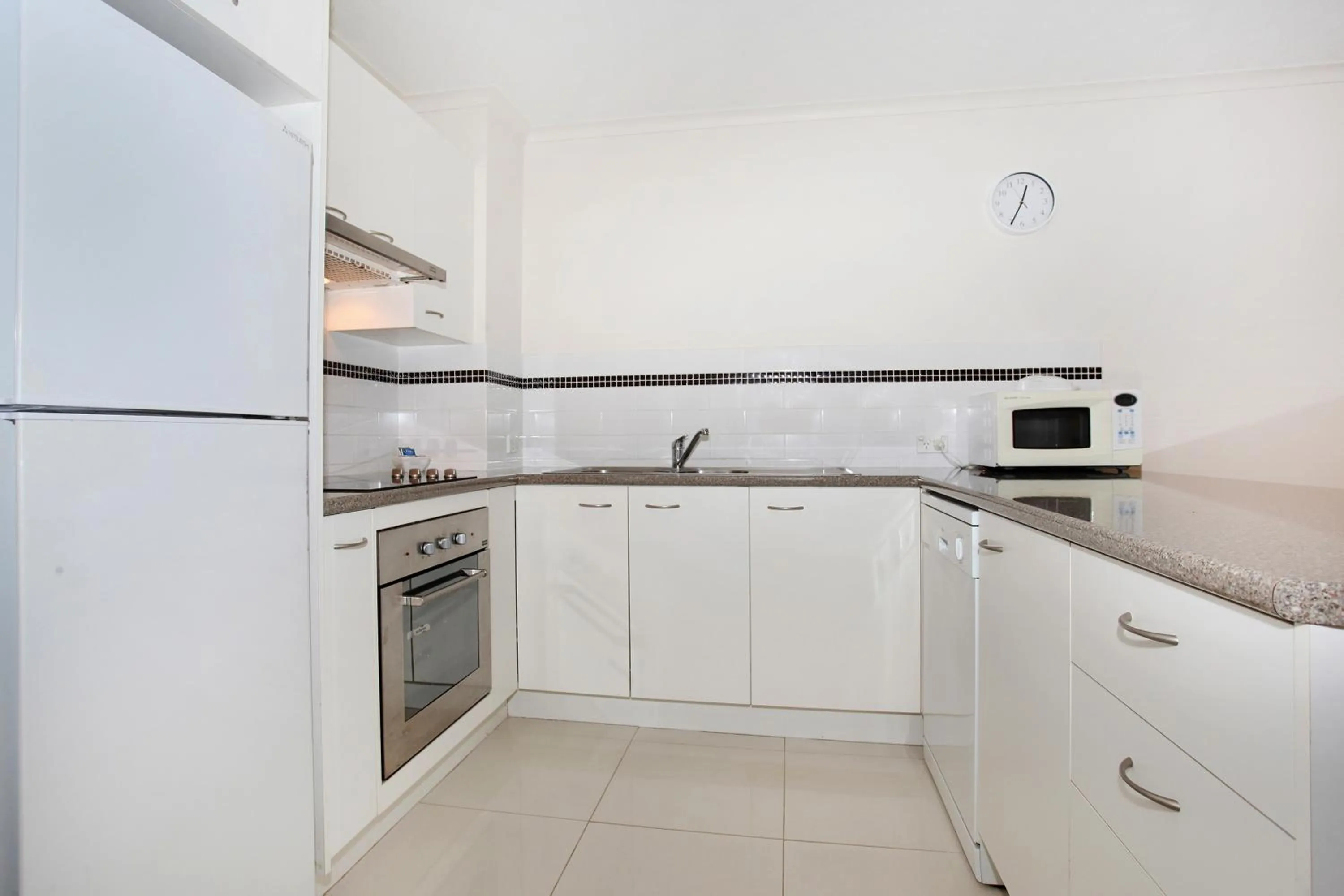 Kitchen or kitchenette in Dockside Apartments Mooloolaba