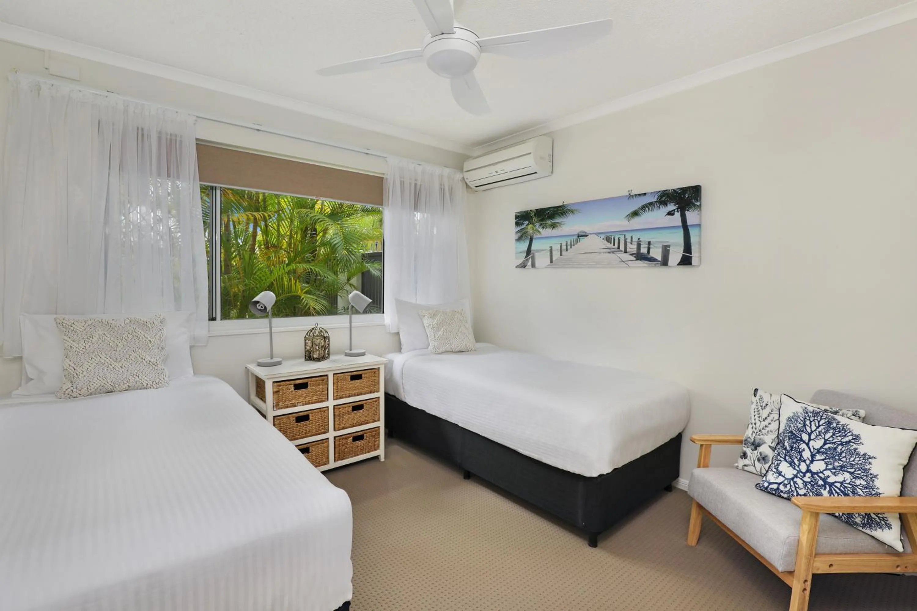 Bed in Dockside Apartments Mooloolaba