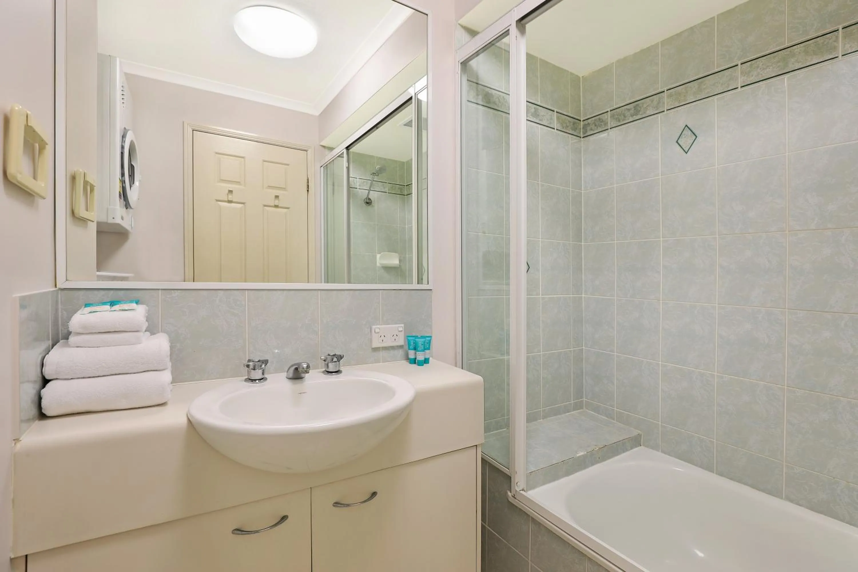 Dockside Apartments Mooloolaba