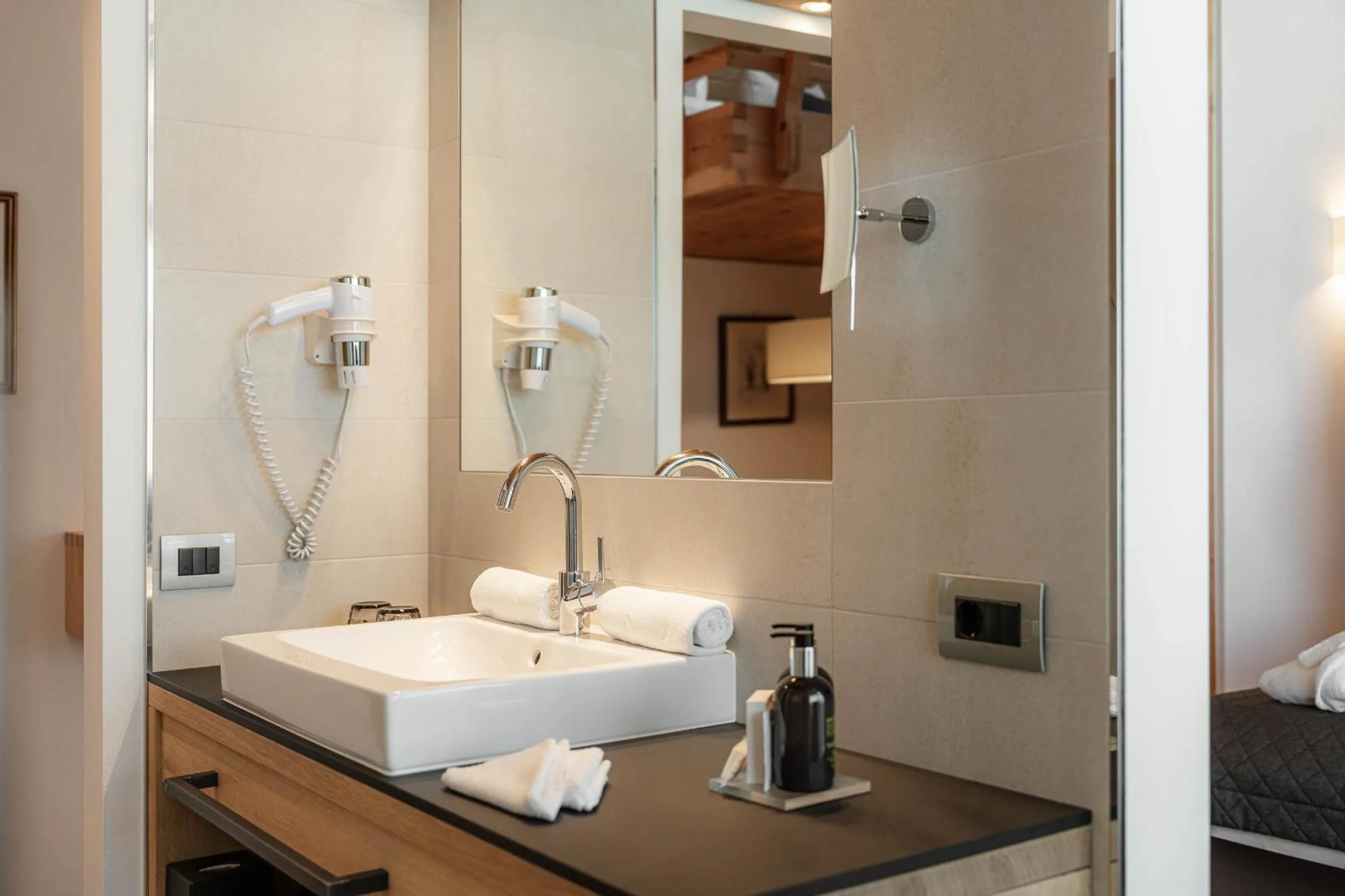 Bathroom in Chalet Elisabeth dolomites alpin & charme