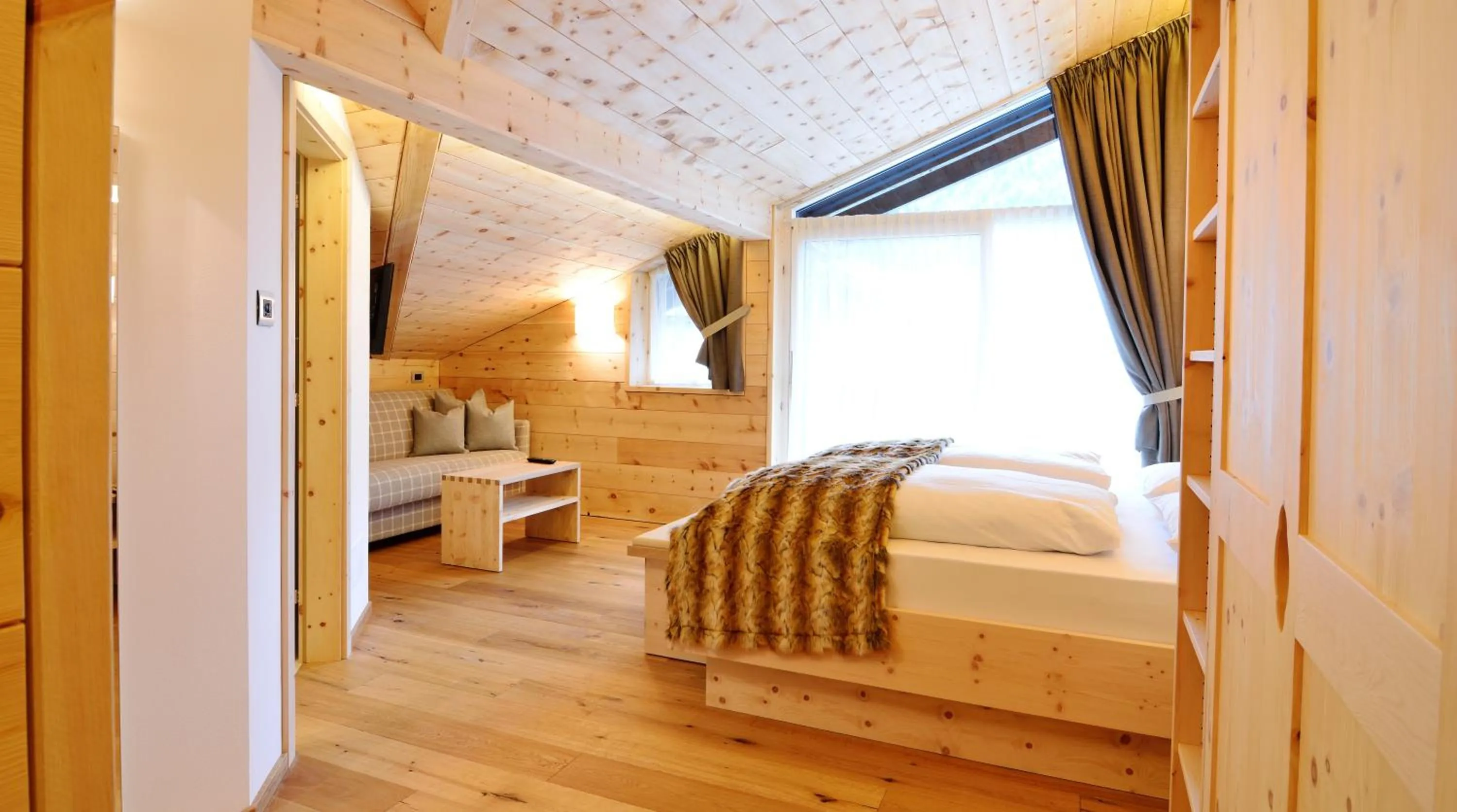 Bedroom, Bed in Chalet Elisabeth dolomites alpin & charme