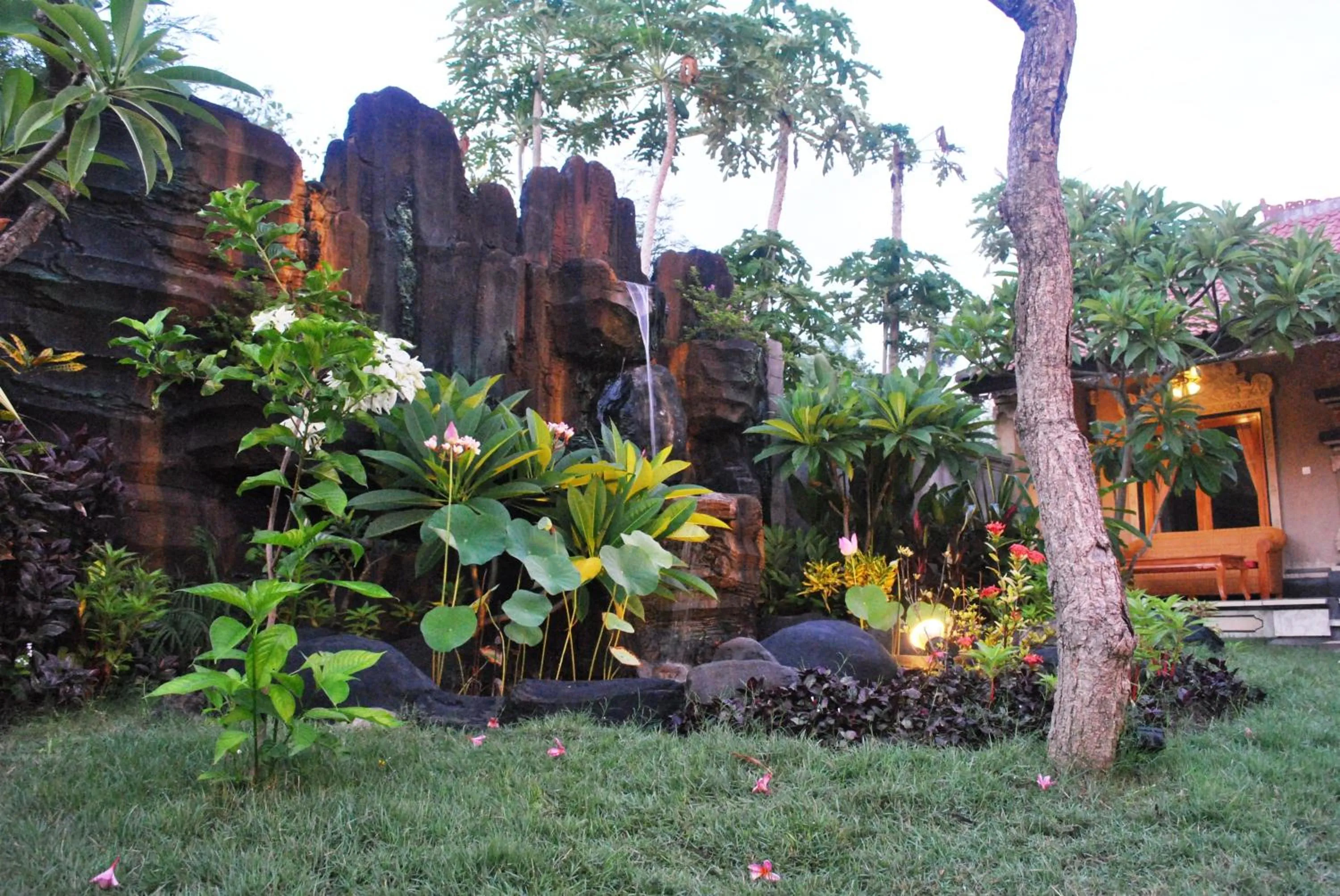 Landmark view in Trijaya Guest House Pemuteran