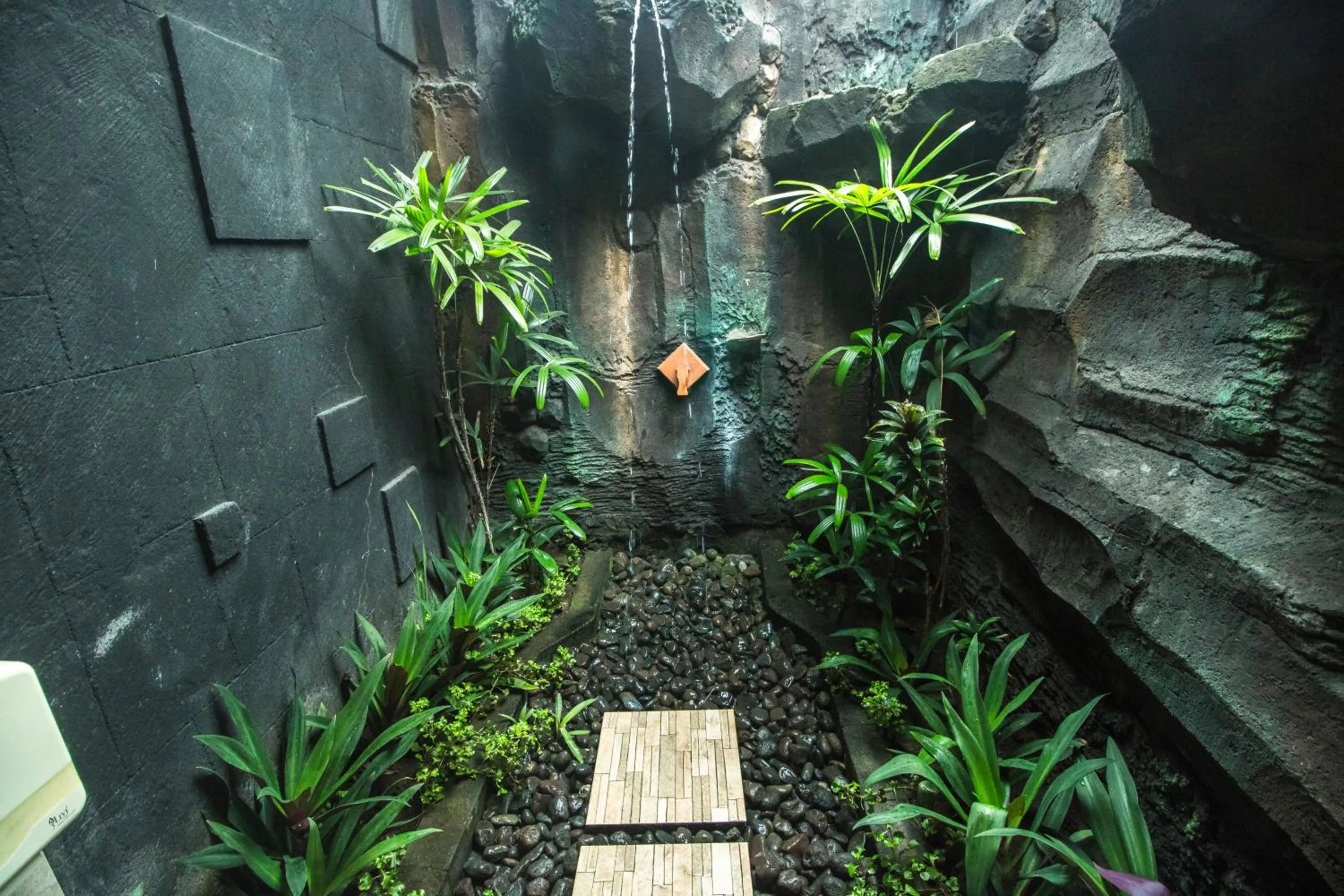 Garden in Trijaya Guest House Pemuteran