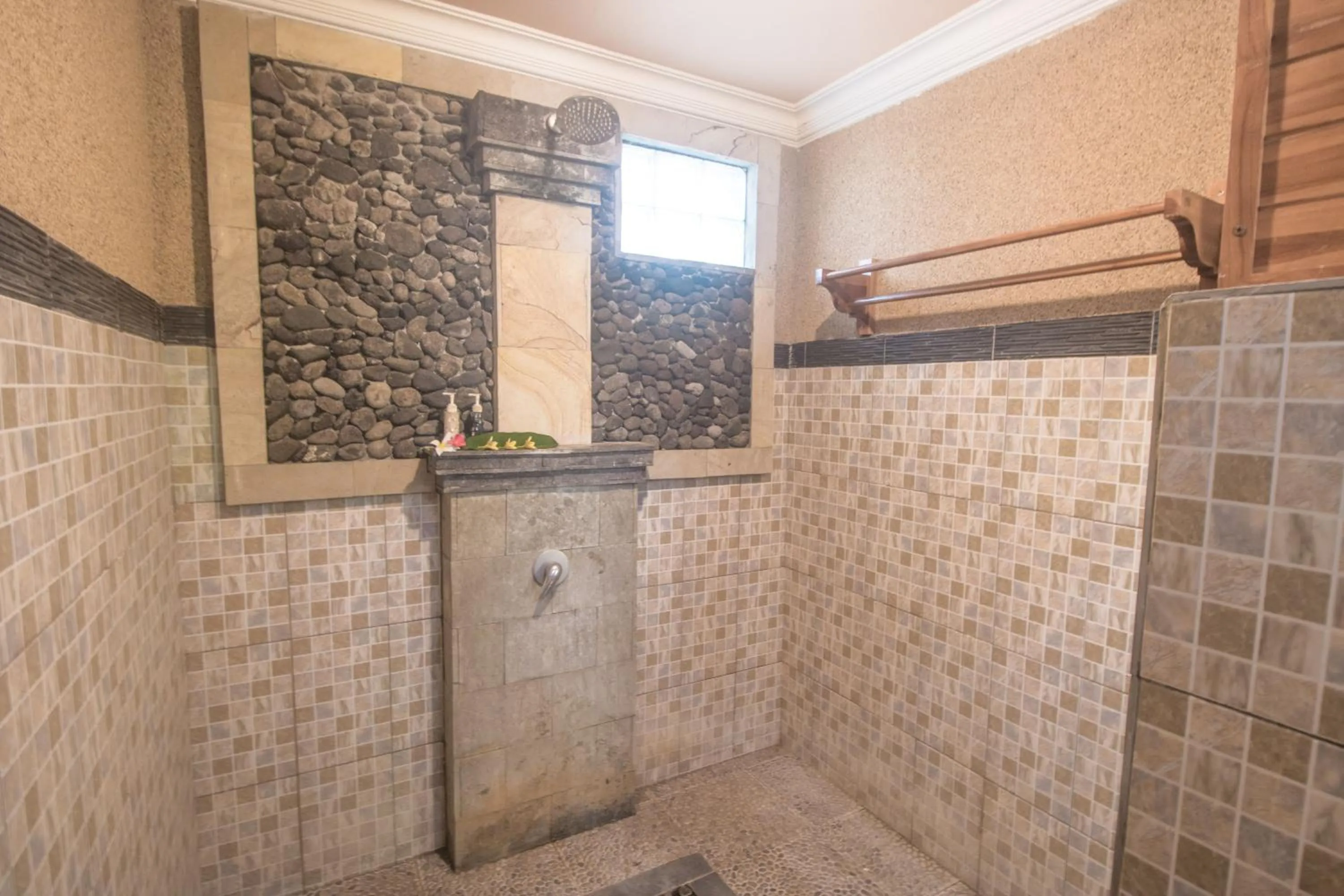 Bathroom in Trijaya Guest House Pemuteran