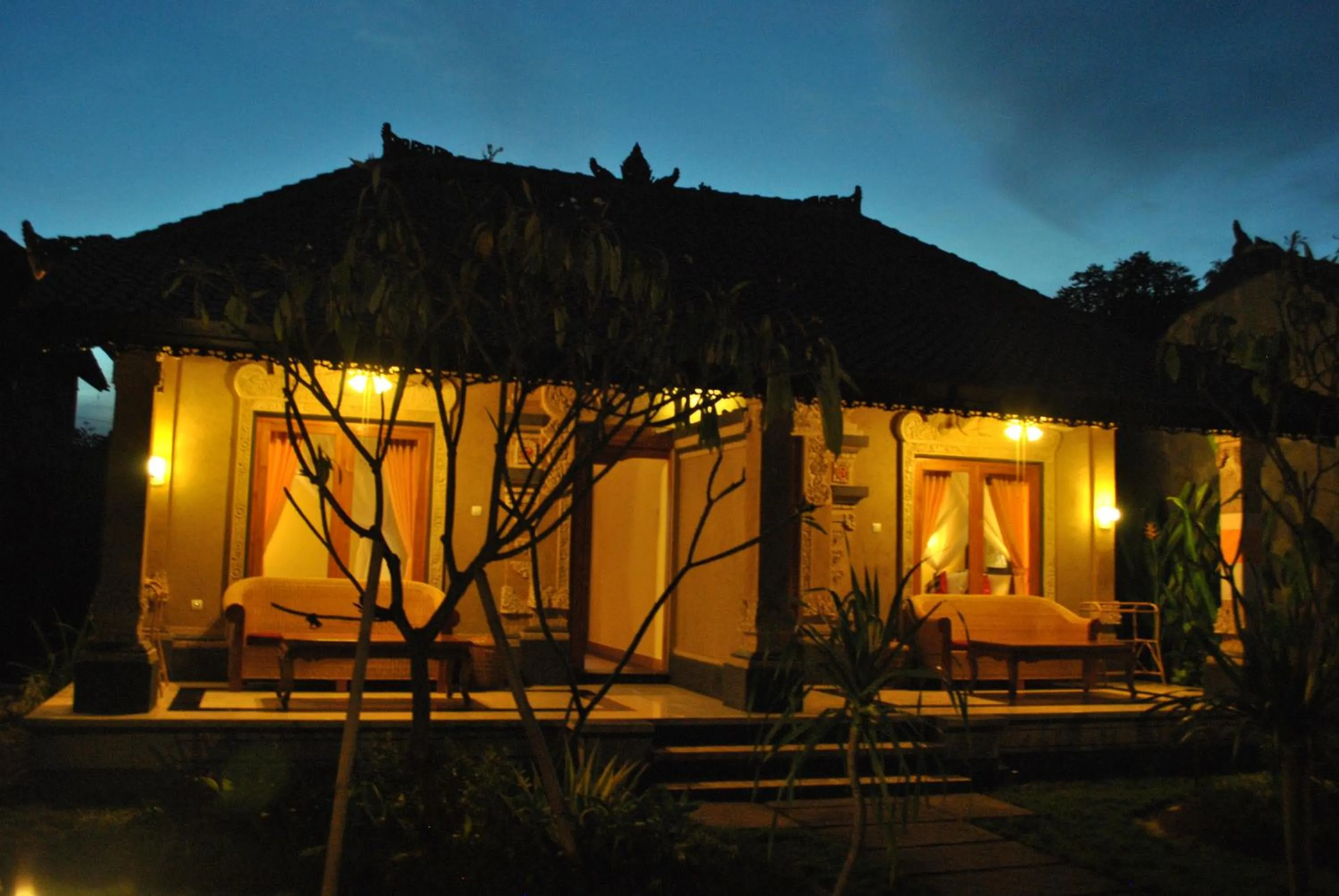 Photo of the whole room in Trijaya Guest House Pemuteran