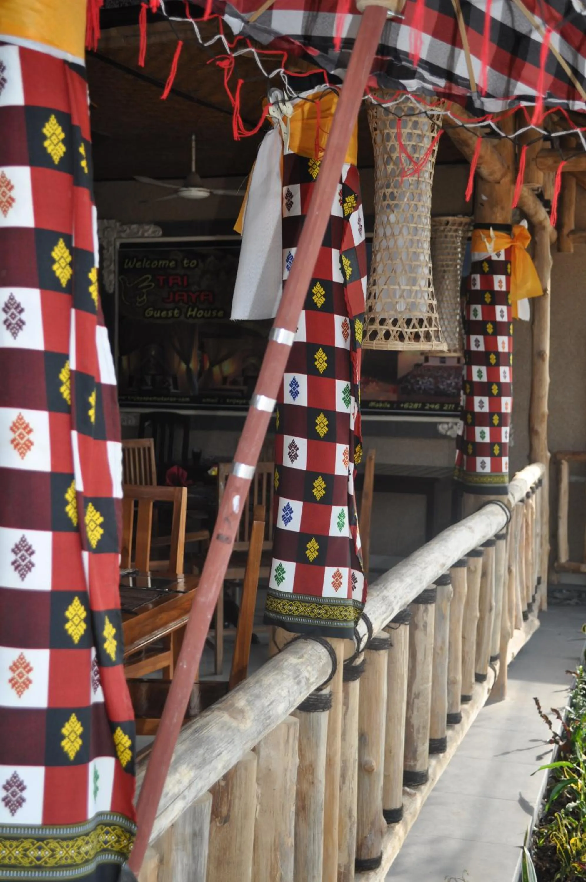 Restaurant/places to eat in Trijaya Guest House Pemuteran