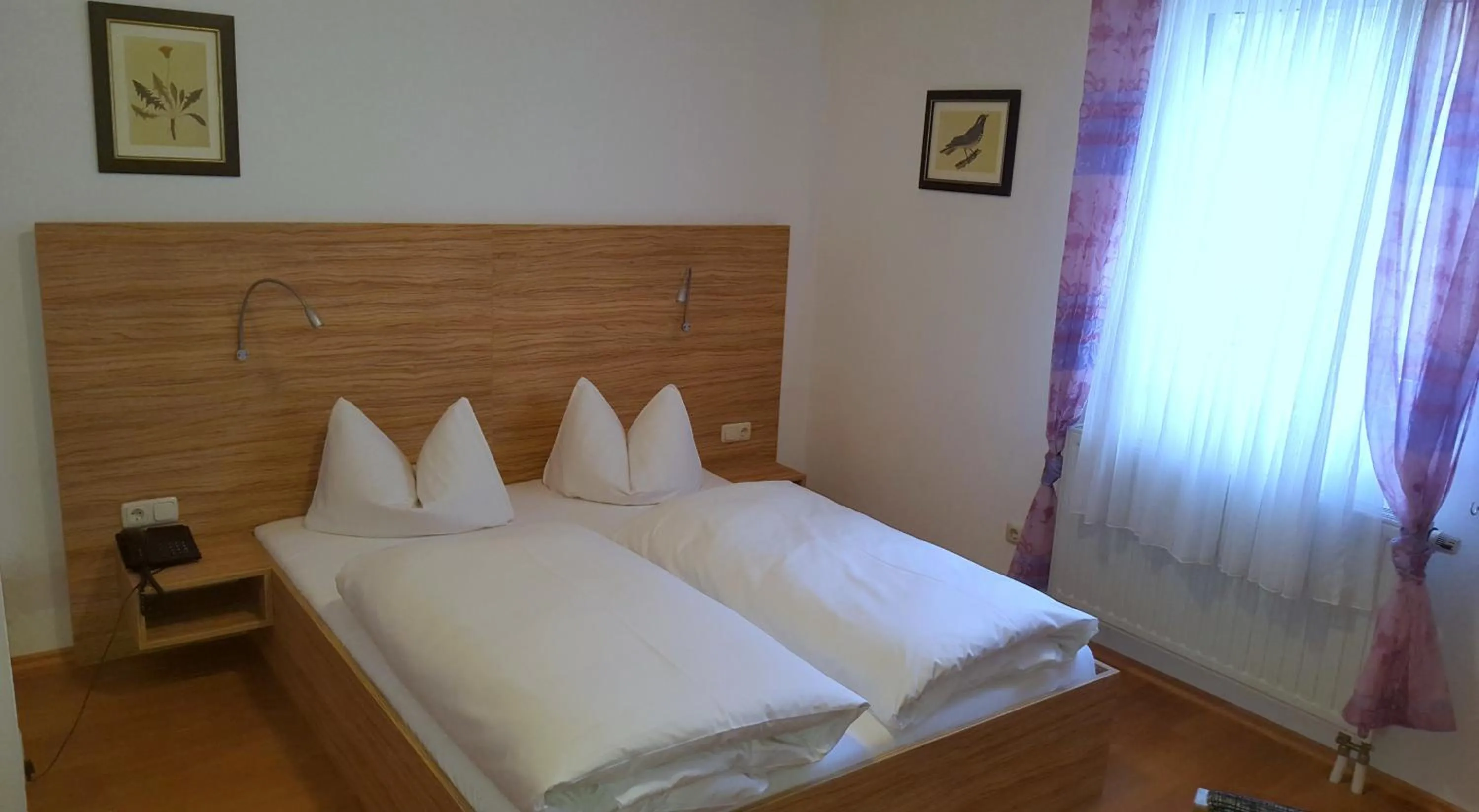 Bed in Gästehaus Langhammer