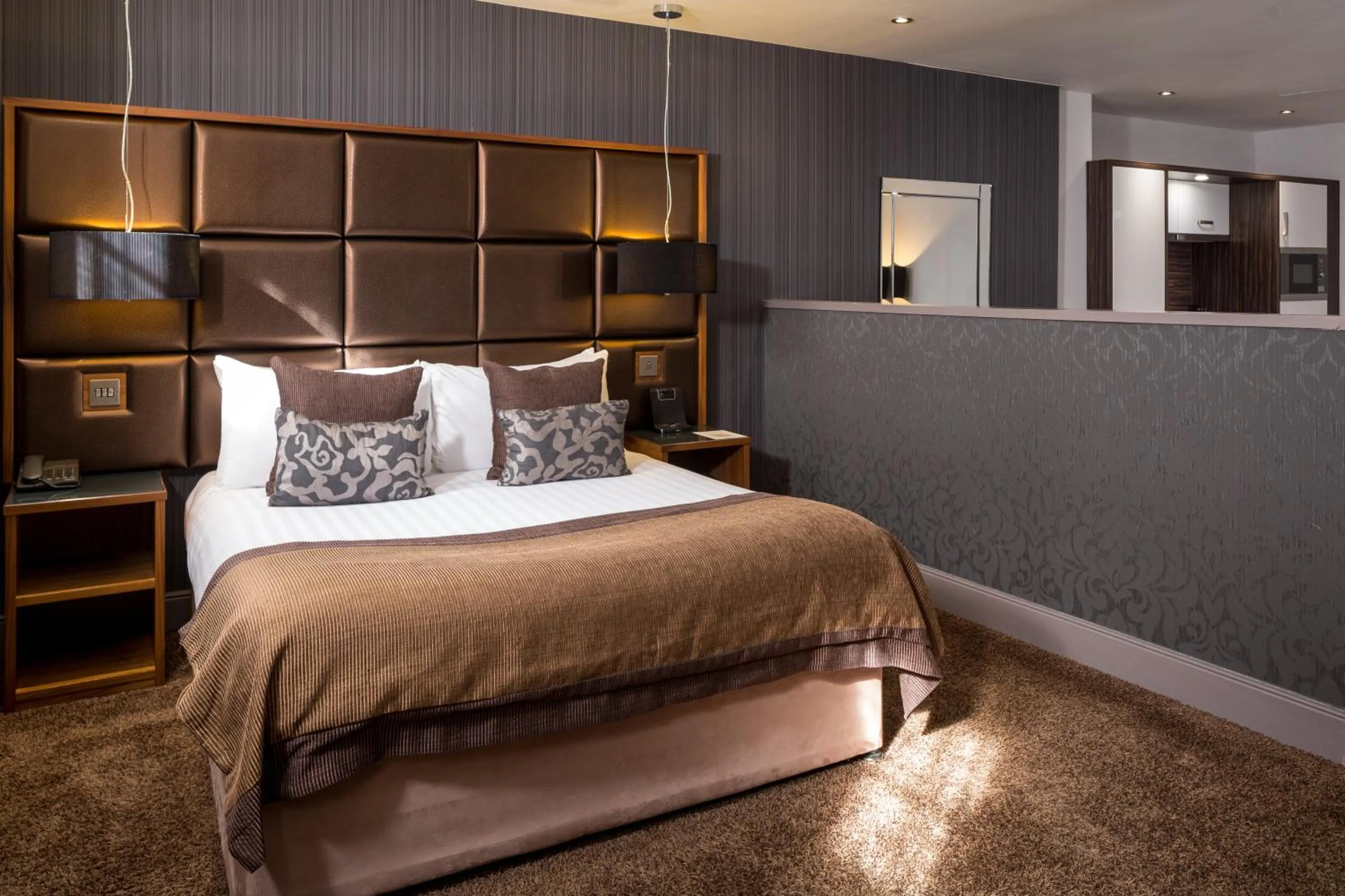 Other, Bed in Roomzzz Newcastle City