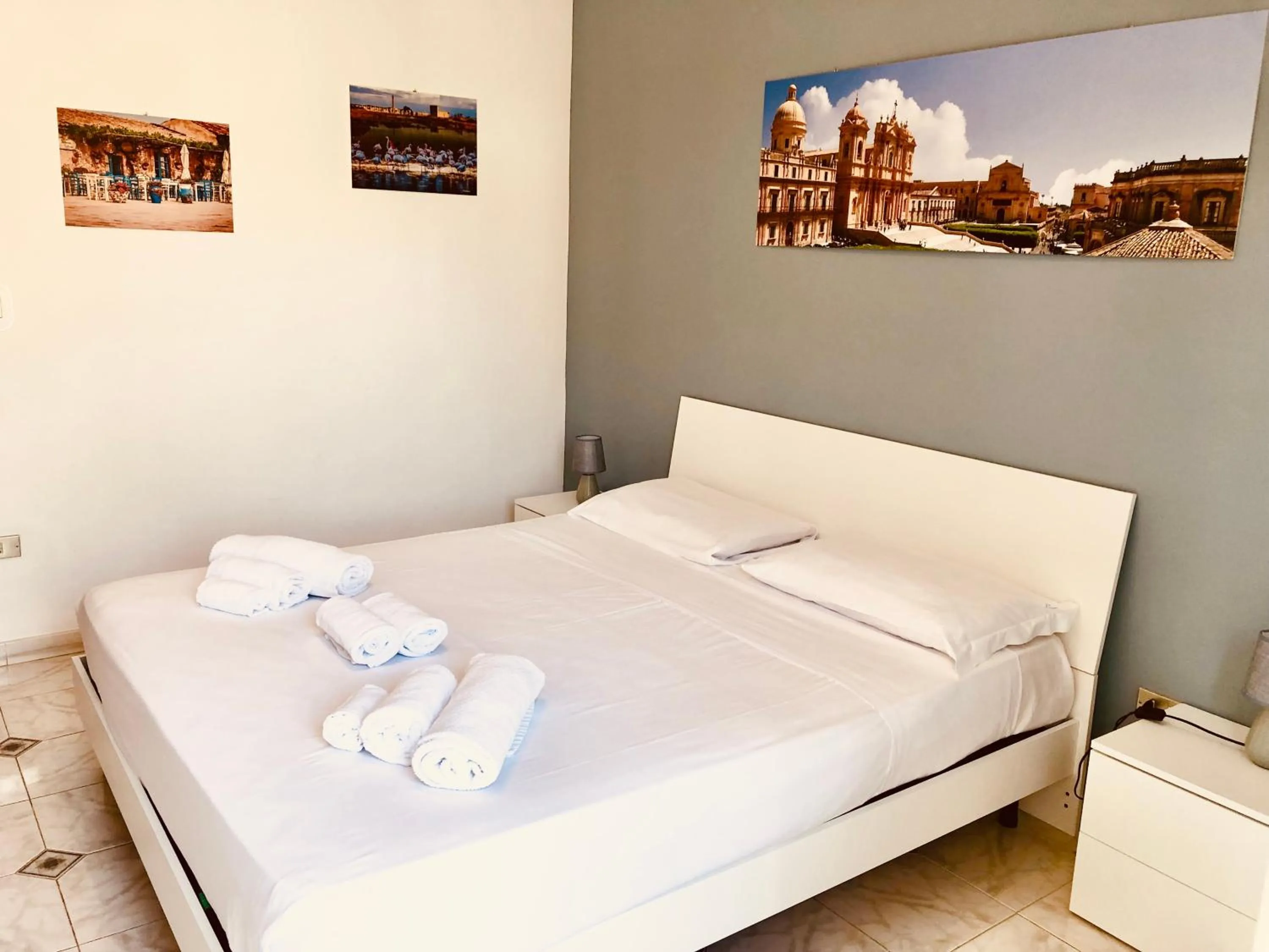 Bedroom, Bed in La Madonnina