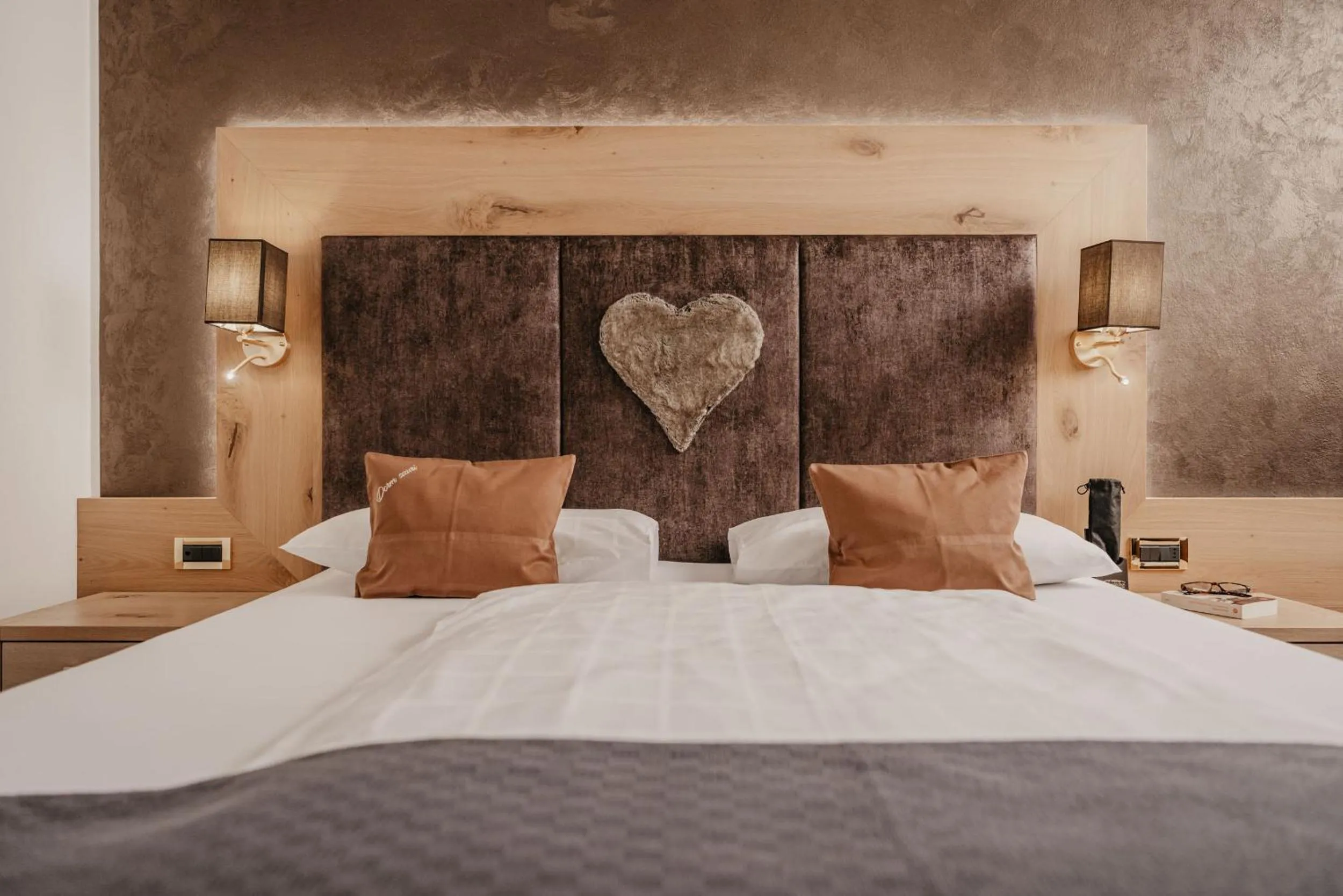 Bedroom, Bed in Freina Mountain Lifestyle Hotel