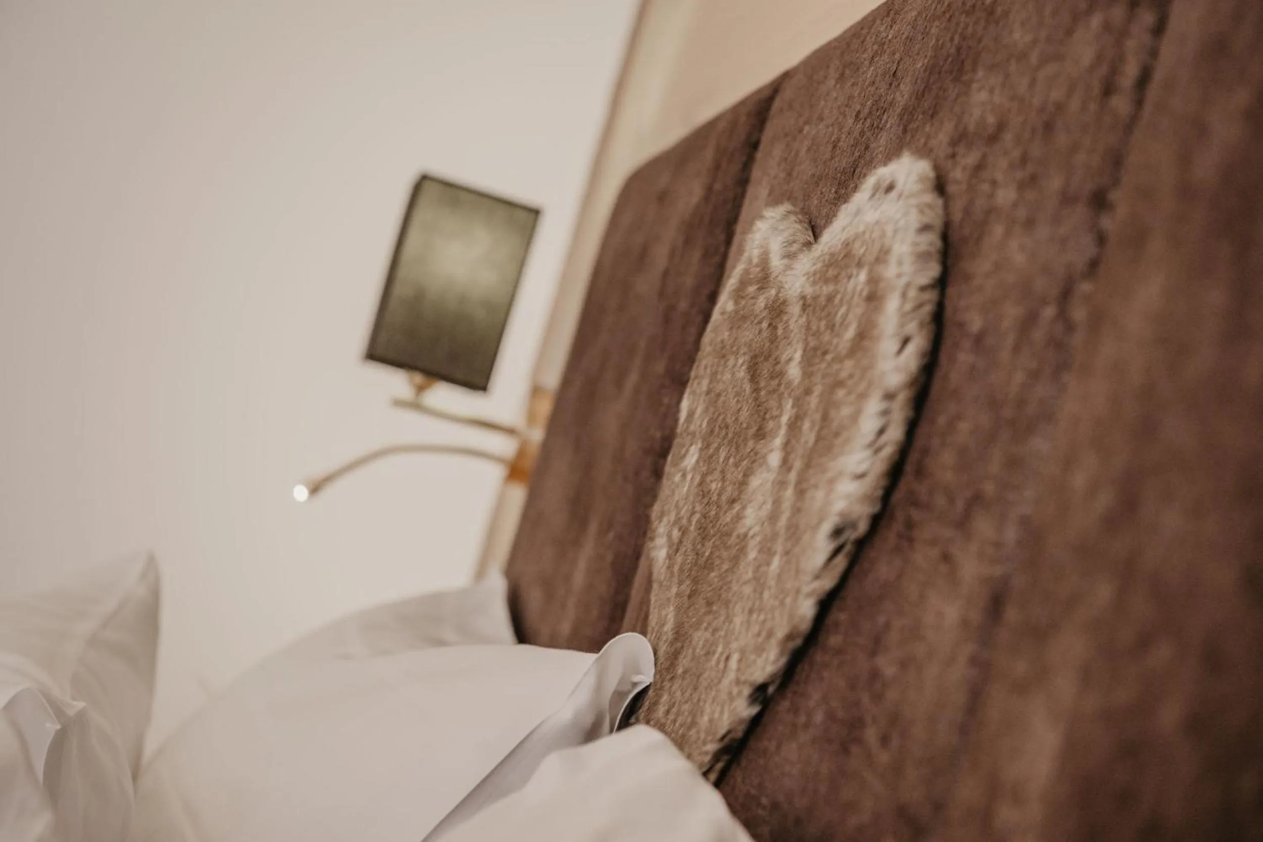 Bed in Freina Mountain Lifestyle Hotel