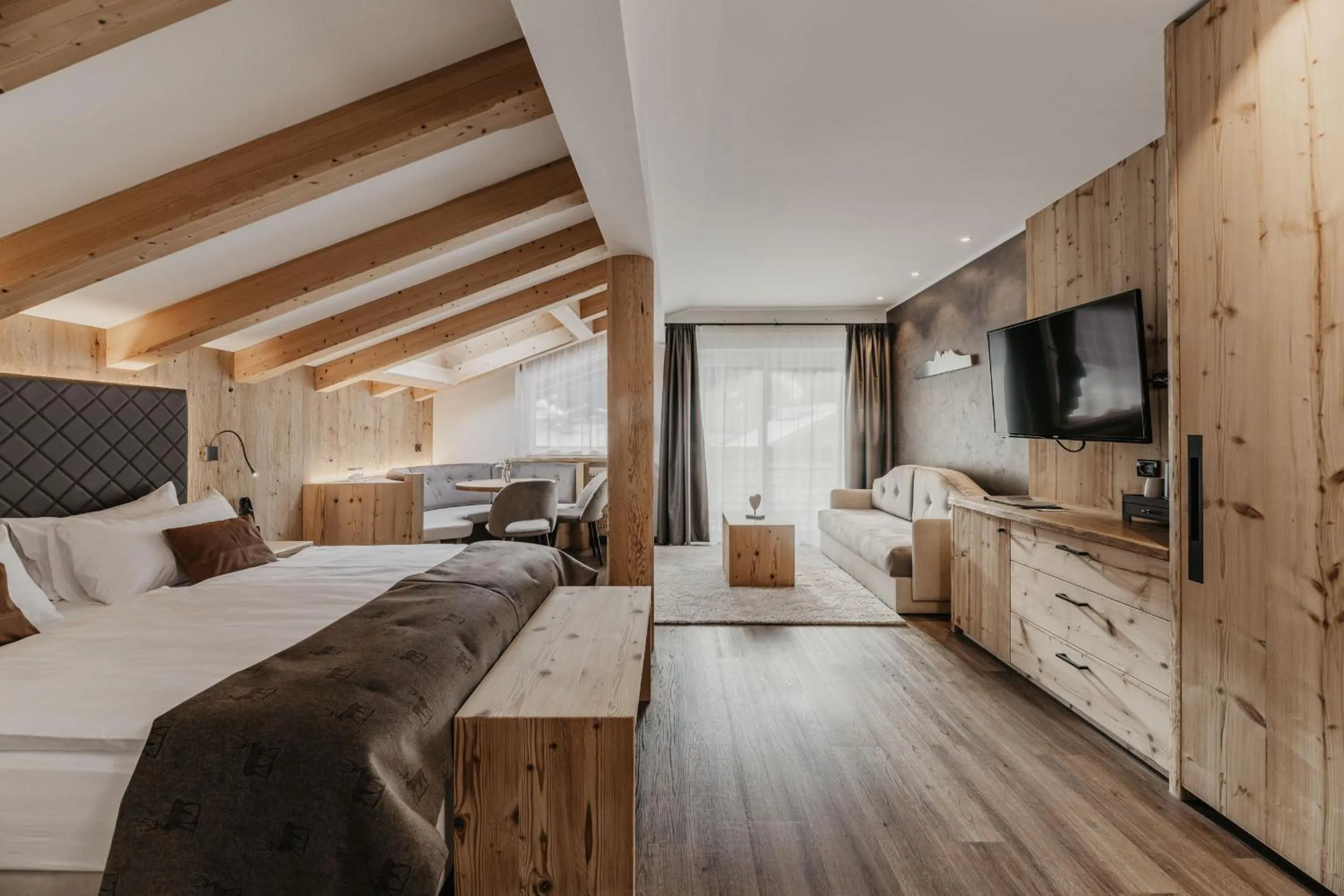 Bed in Freina Mountain Lifestyle Hotel