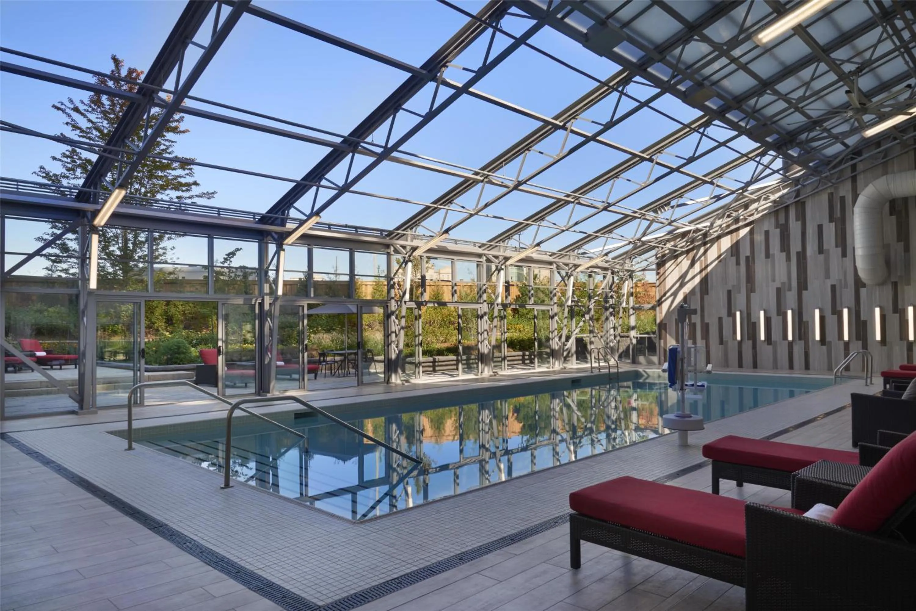 Pool view in Hilton Toronto Airport Hotel & Suites