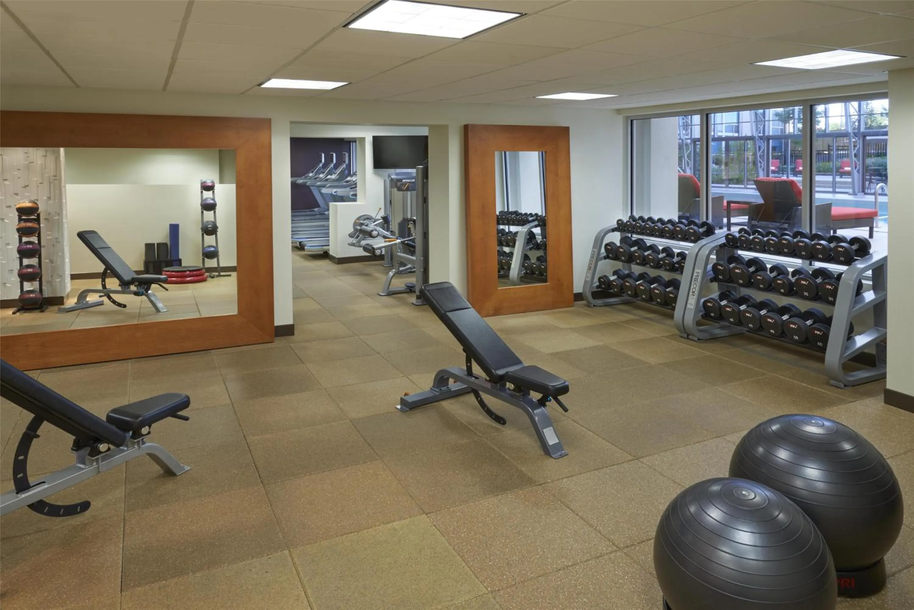 Fitness centre/facilities in Hilton Toronto Airport Hotel & Suites