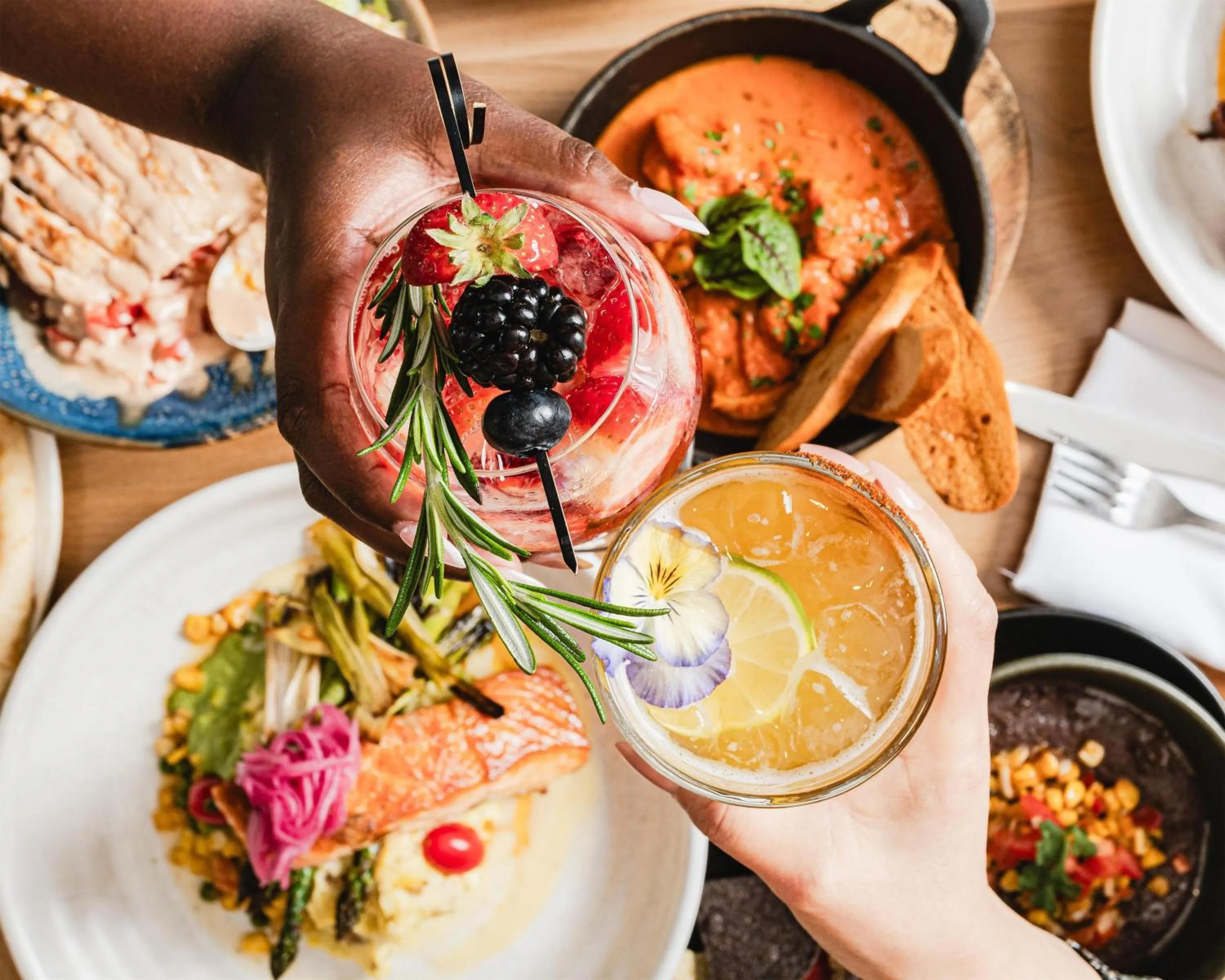 Restaurant/places to eat in Hilton Toronto Airport Hotel & Suites