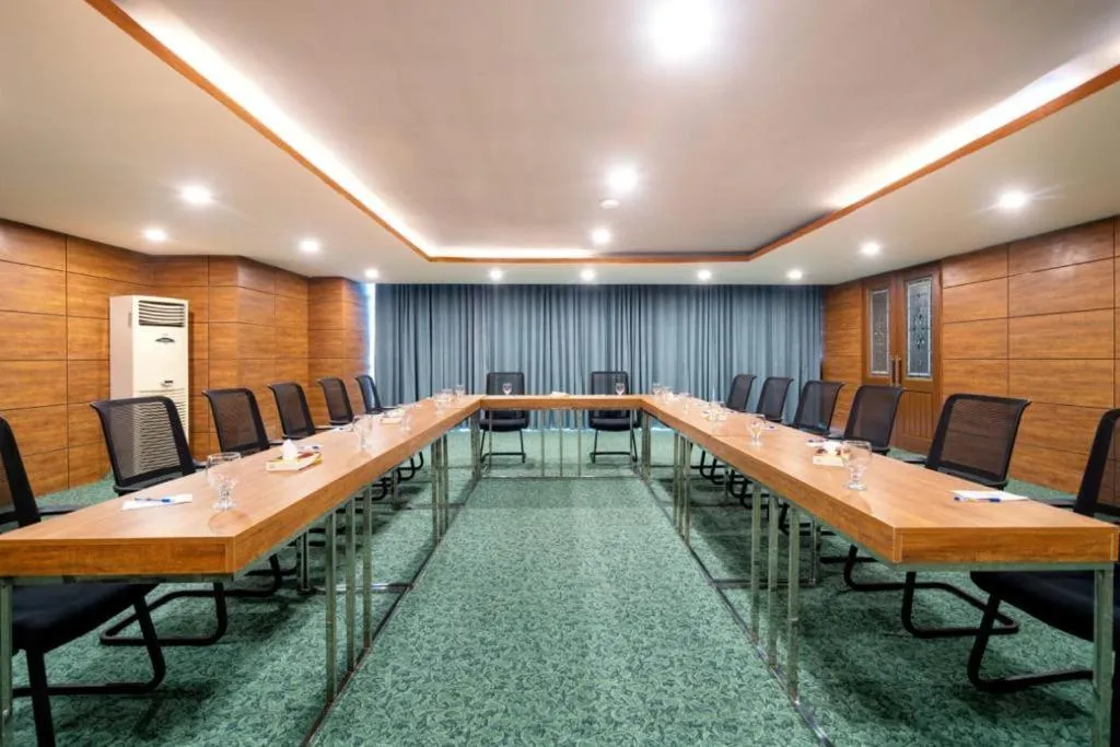 Meeting/conference room in Hotel One Gulberg, Lahore