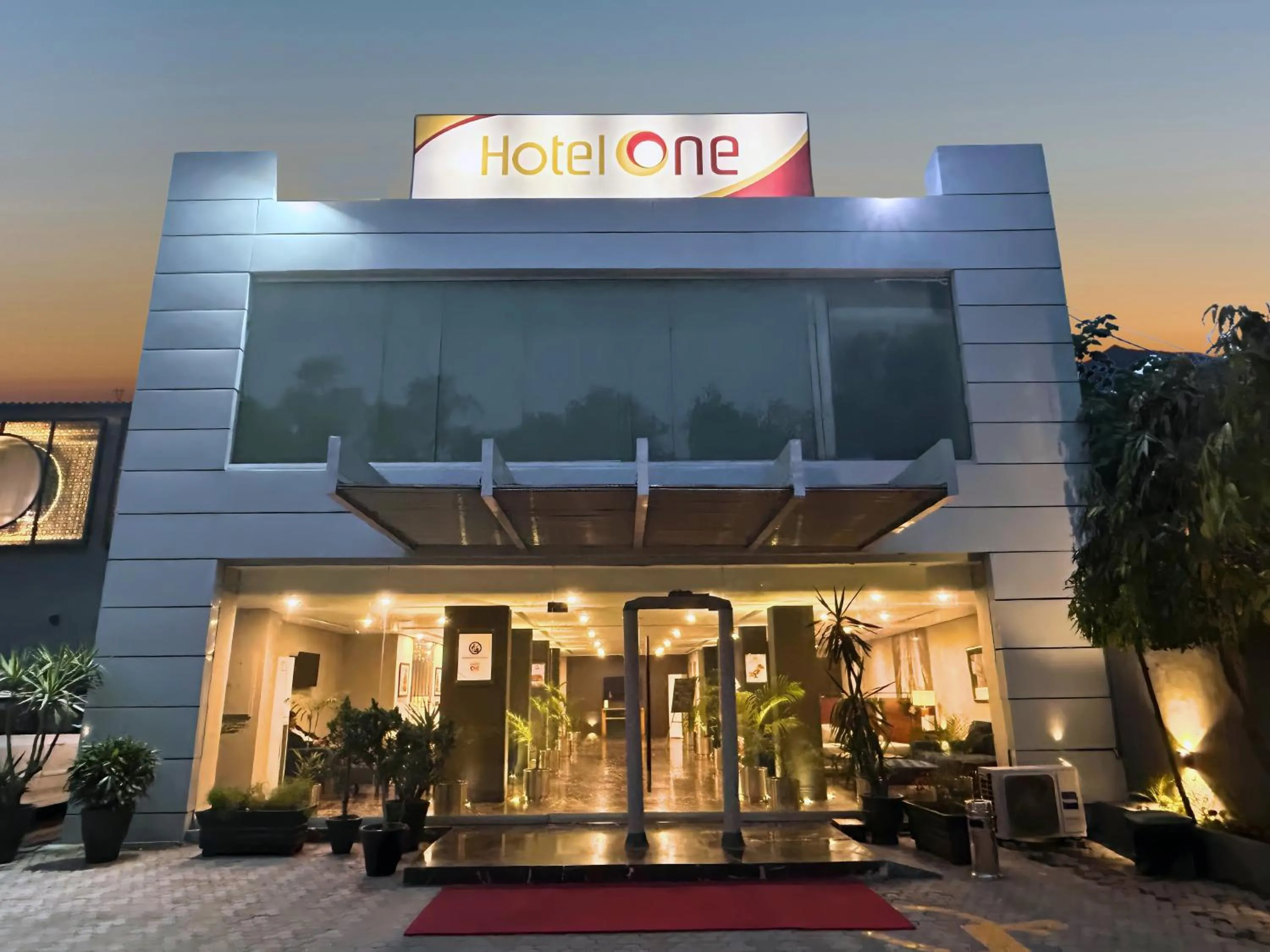 Property building in Hotel One The Mall, Lahore