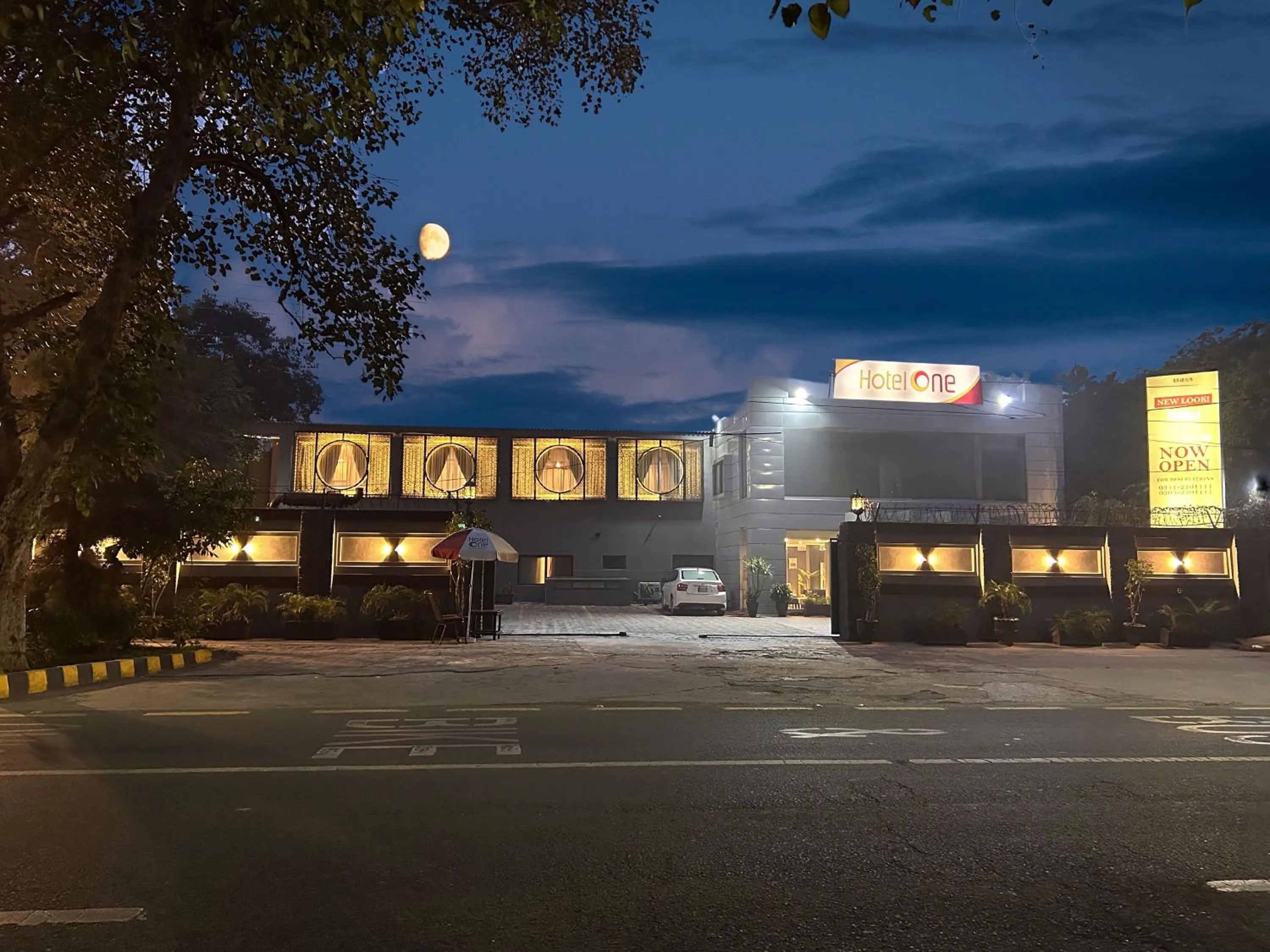 Property building in Hotel One The Mall, Lahore