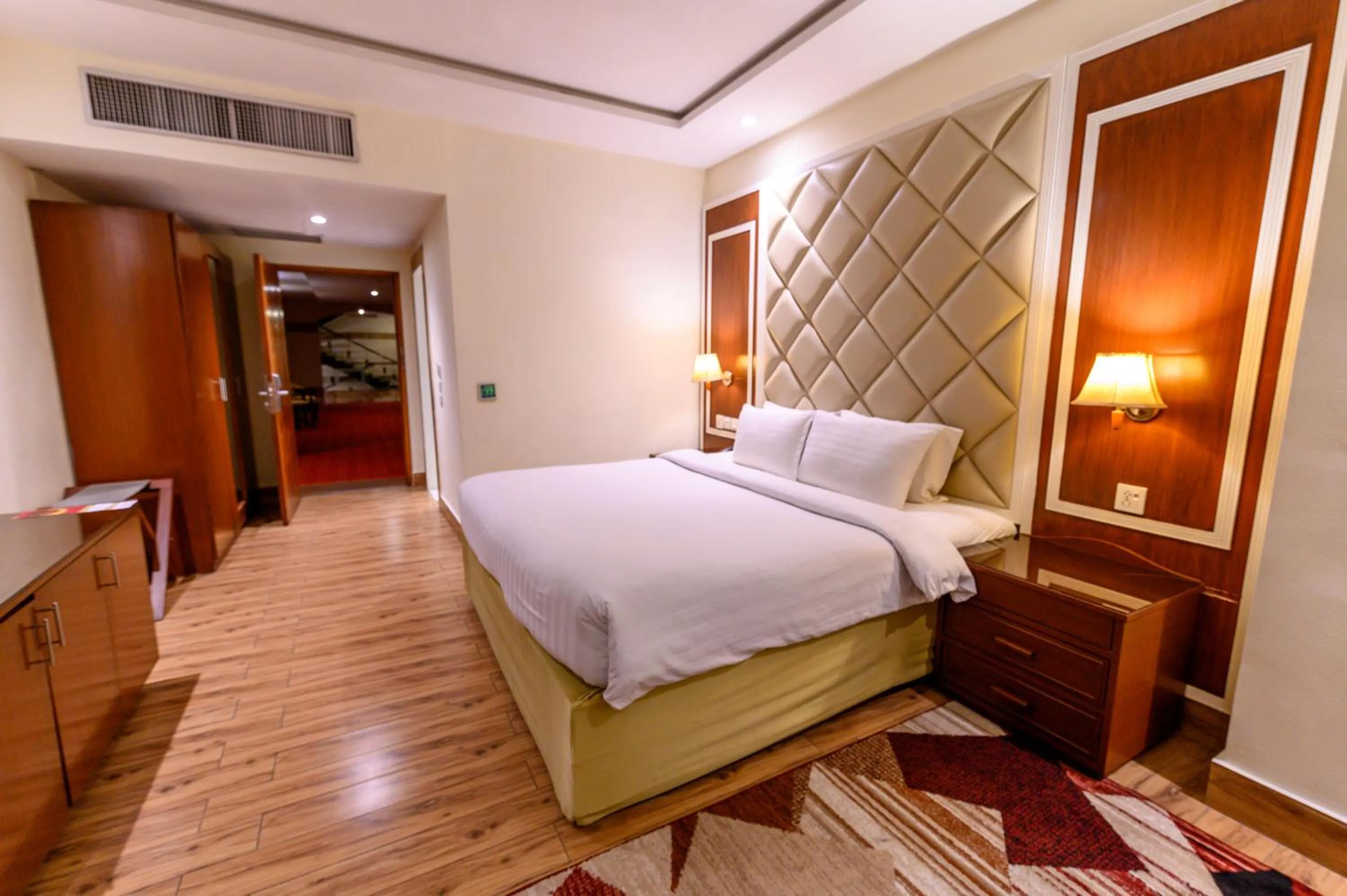 Bedroom, Bed in Hotel One Faisalabad