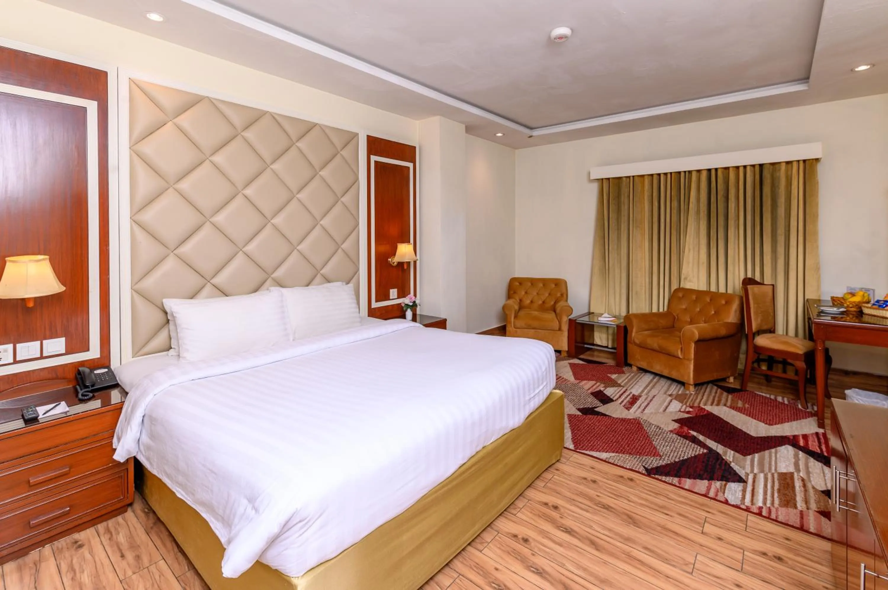 Bedroom, Bed in Hotel One Faisalabad