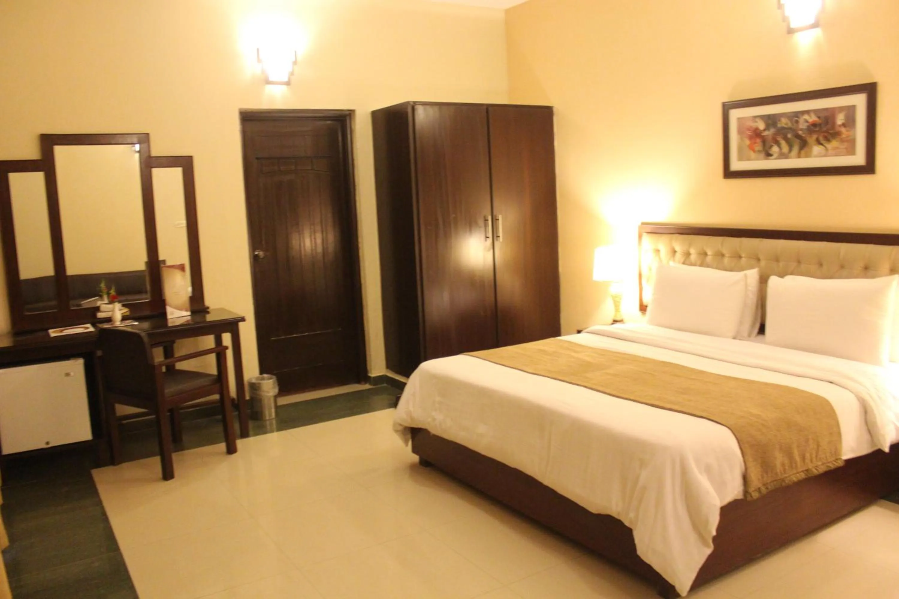 Bedroom, Bed in Hotel One Bahawalpur
