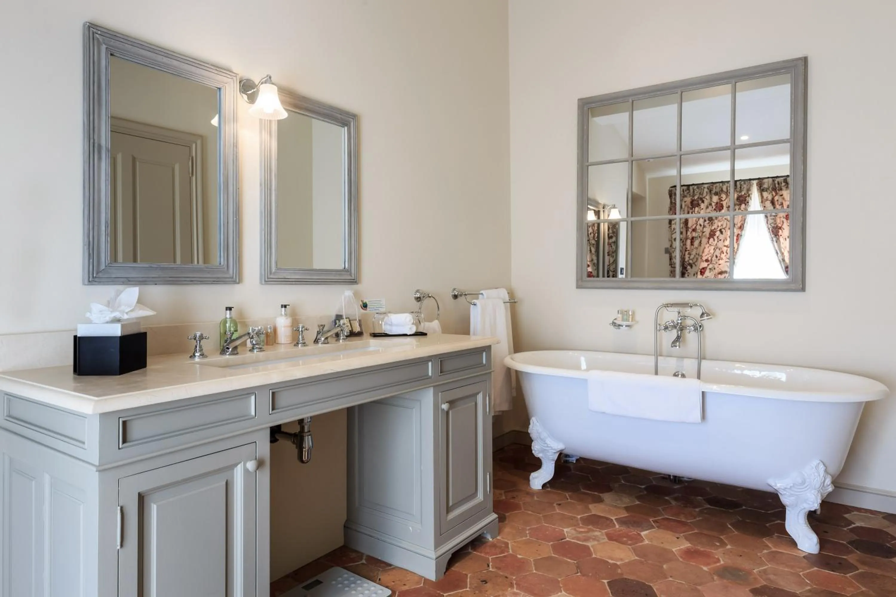 Bathroom in Château de Berne