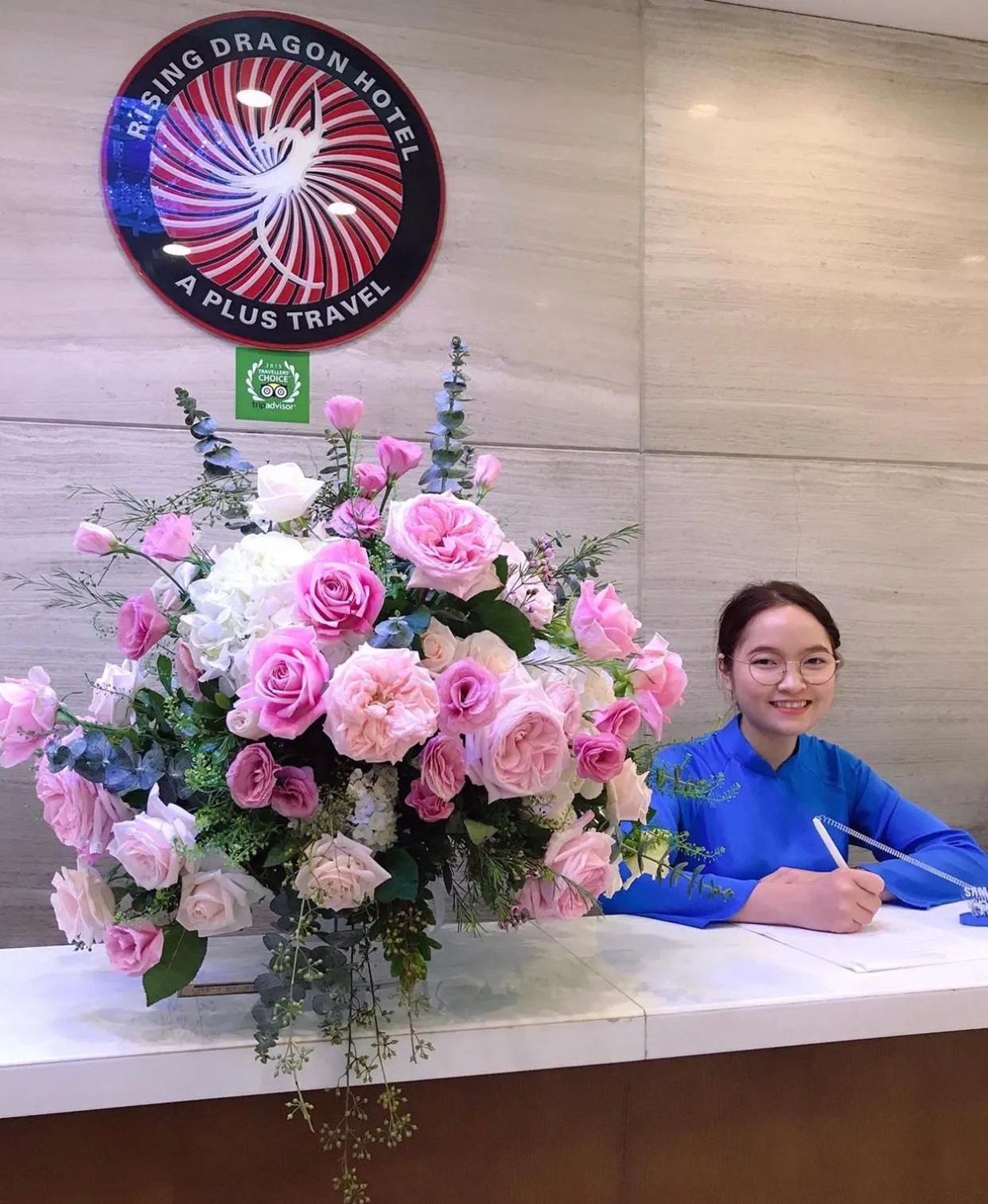 Rising Dragon Legend Hotel