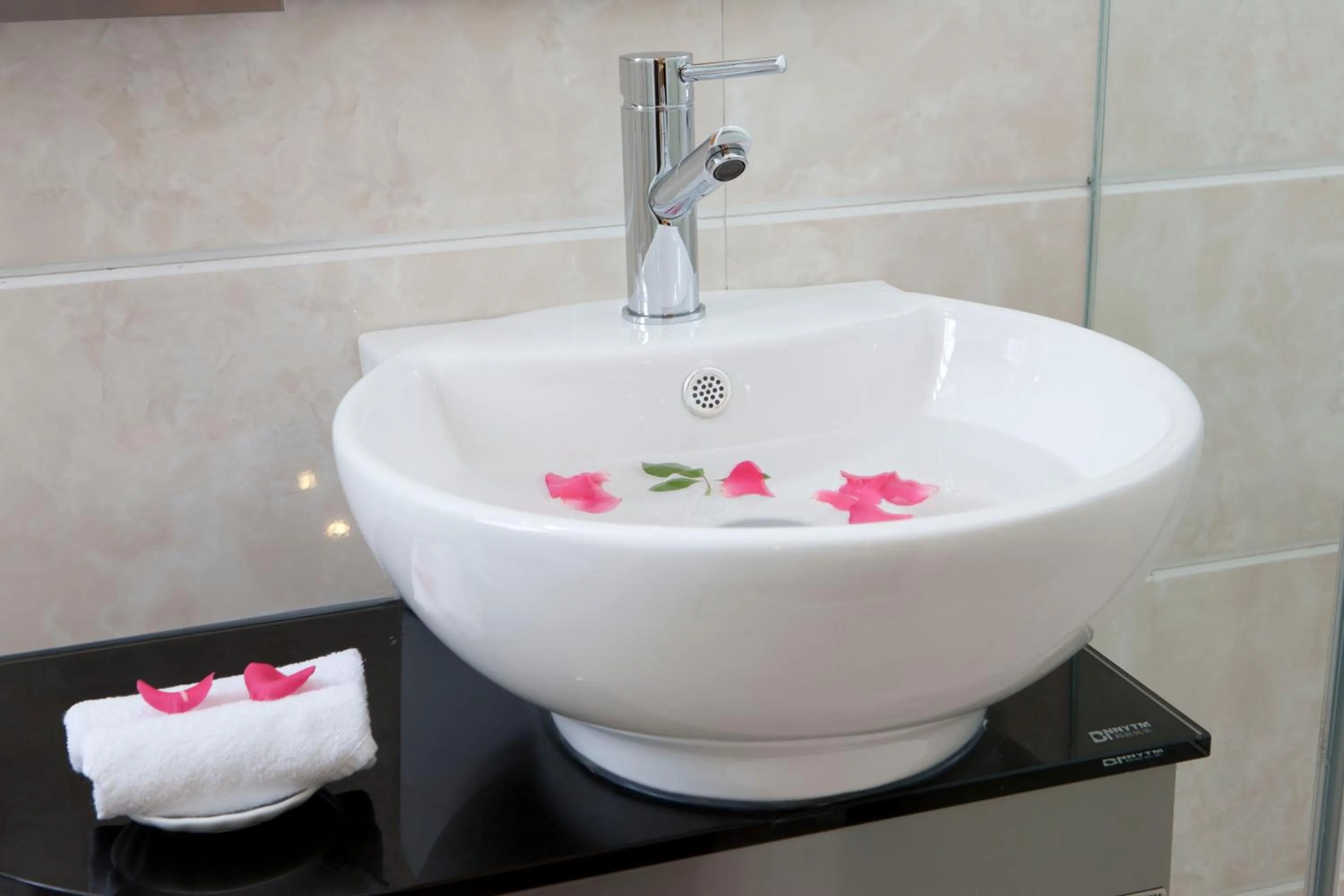 Bathroom in Rising Dragon Legend Hotel