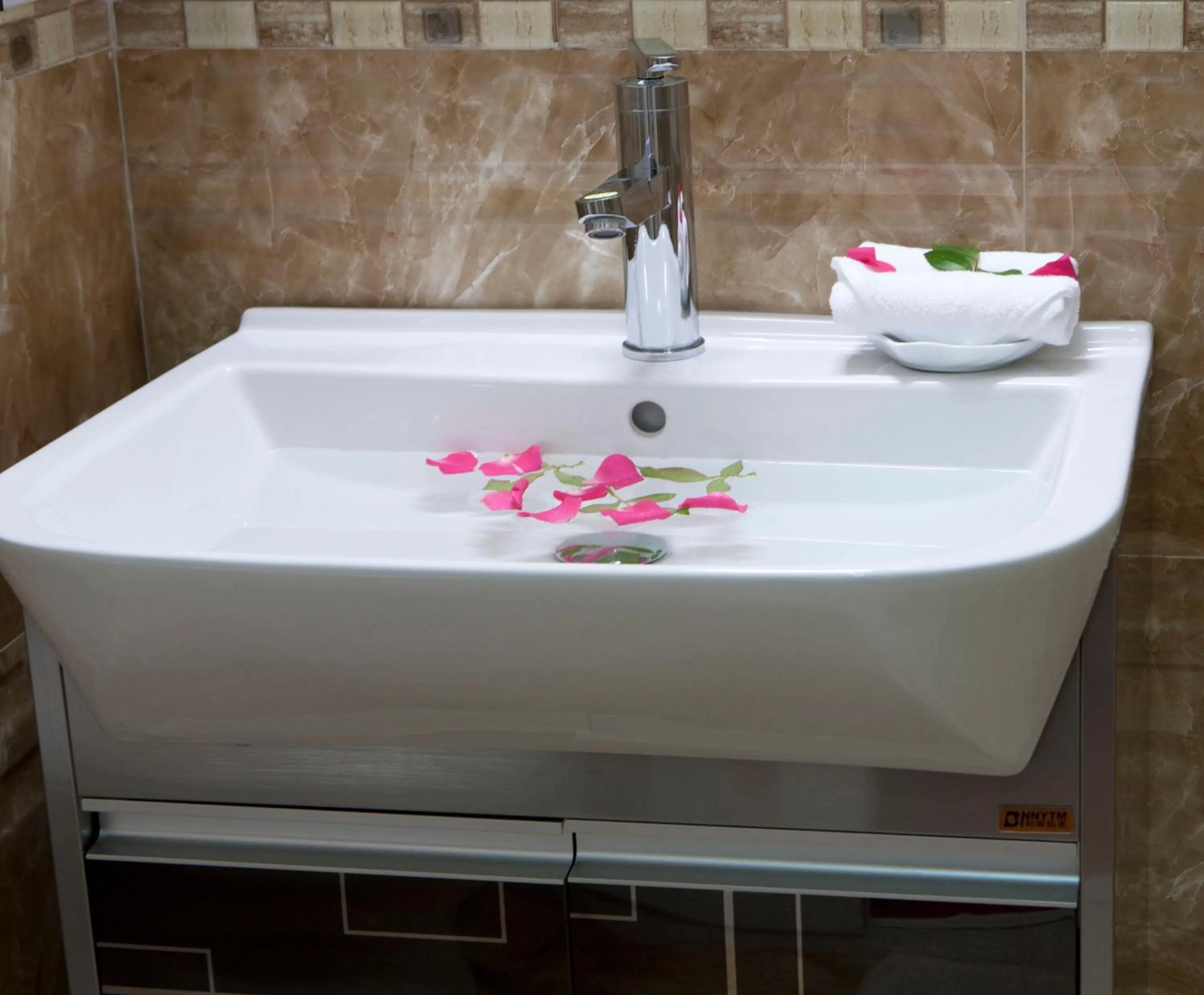 Bathroom in Rising Dragon Legend Hotel