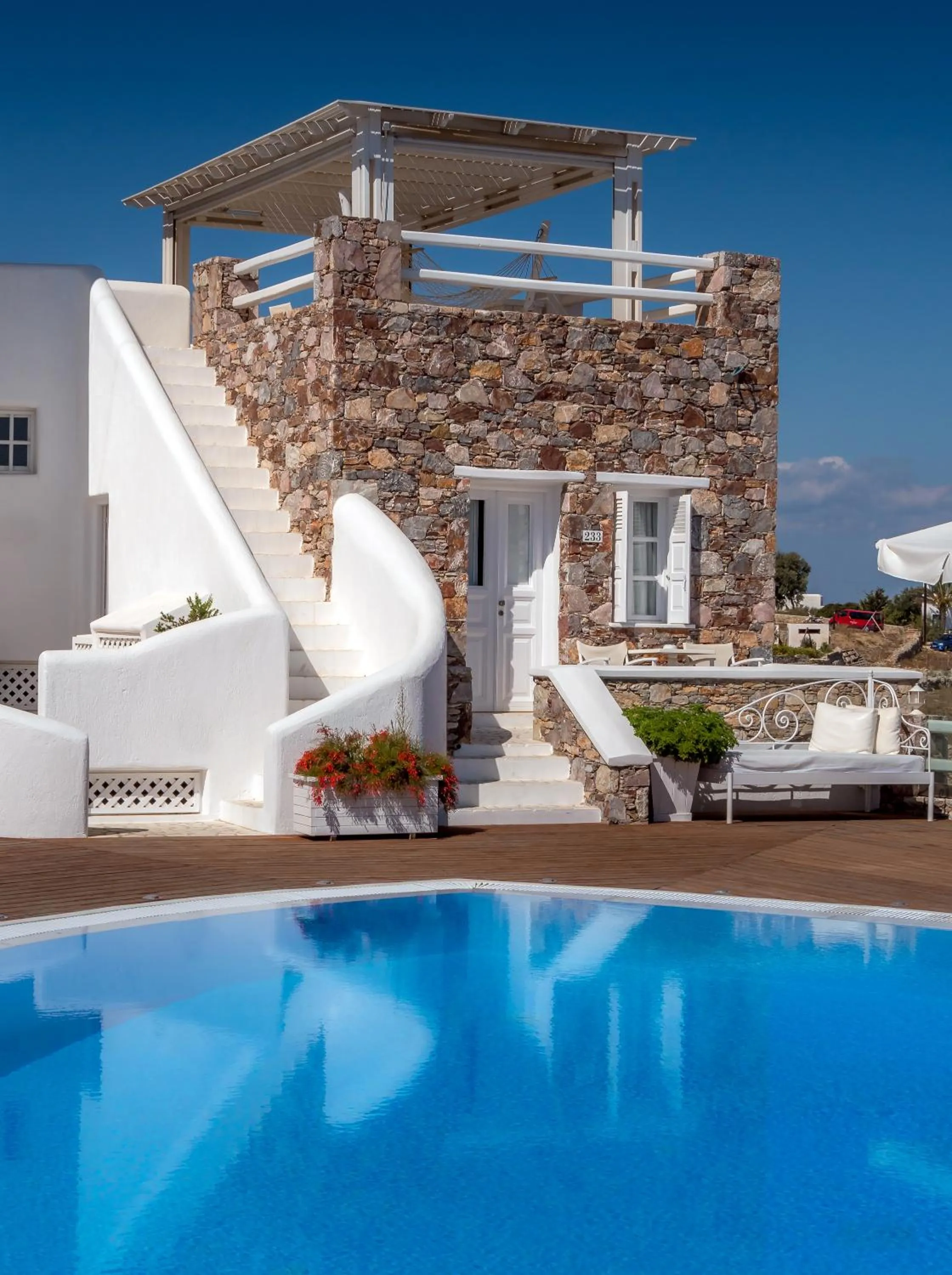 Property building in Aspalathras White Hotel