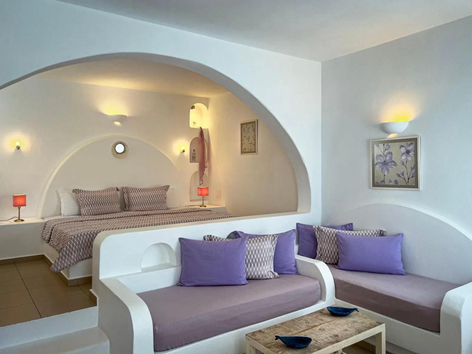 Aspalathras White Hotel