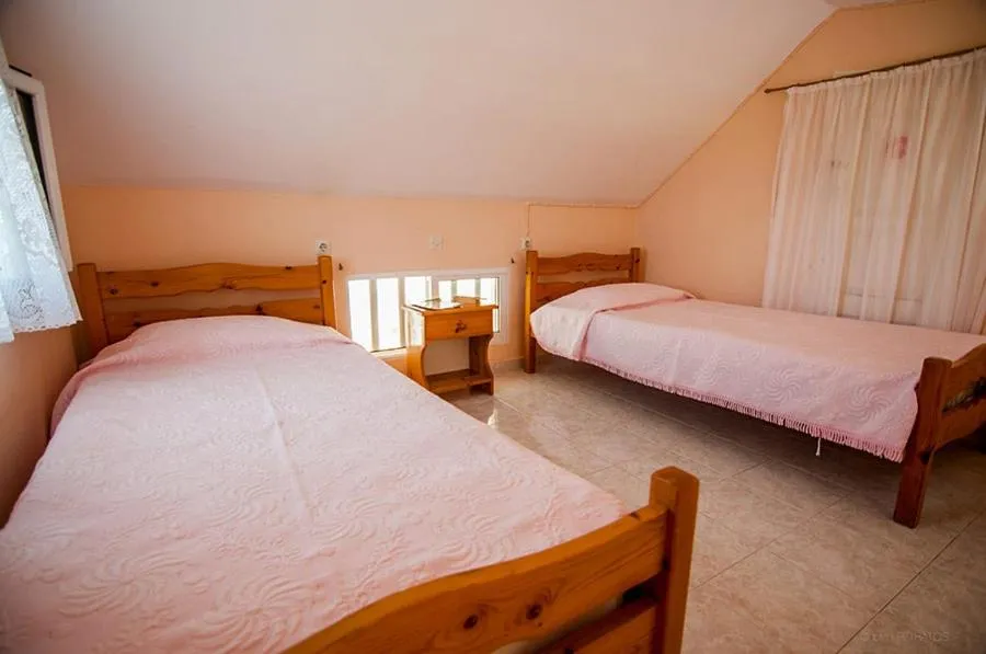 Bed in Paradise Studios