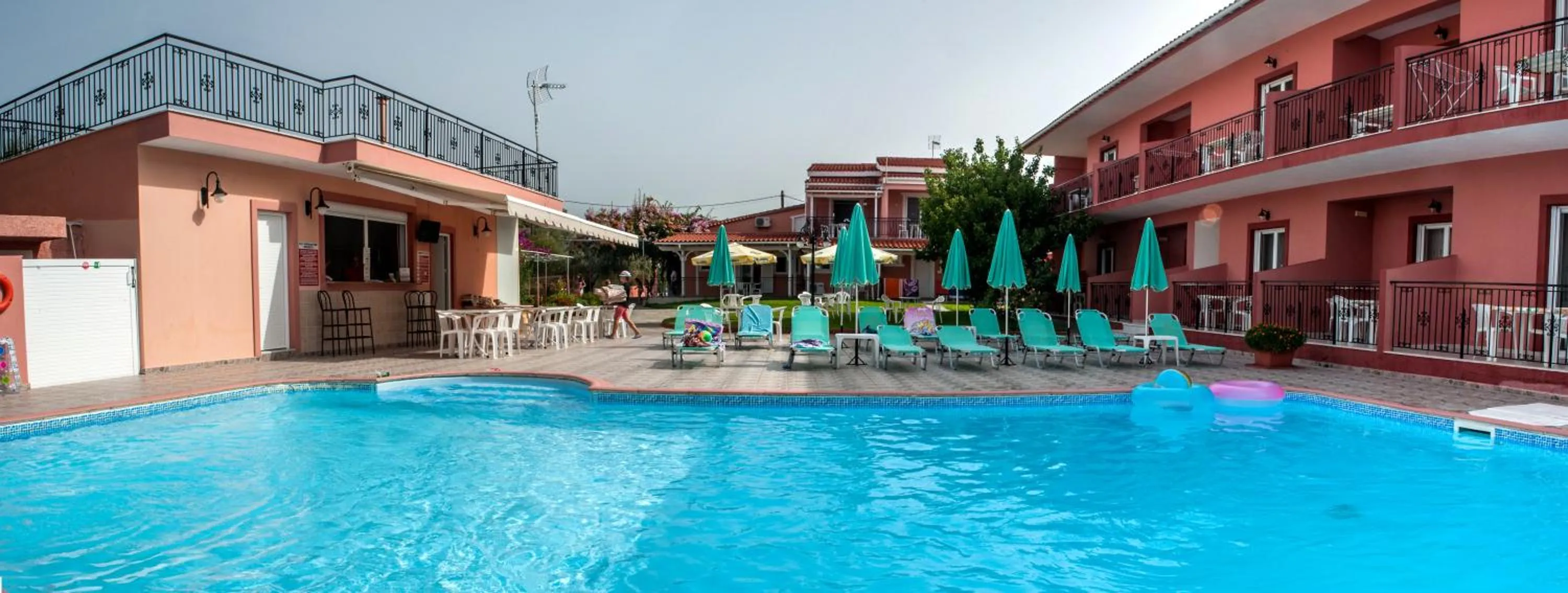 Property building in Paradise Studios