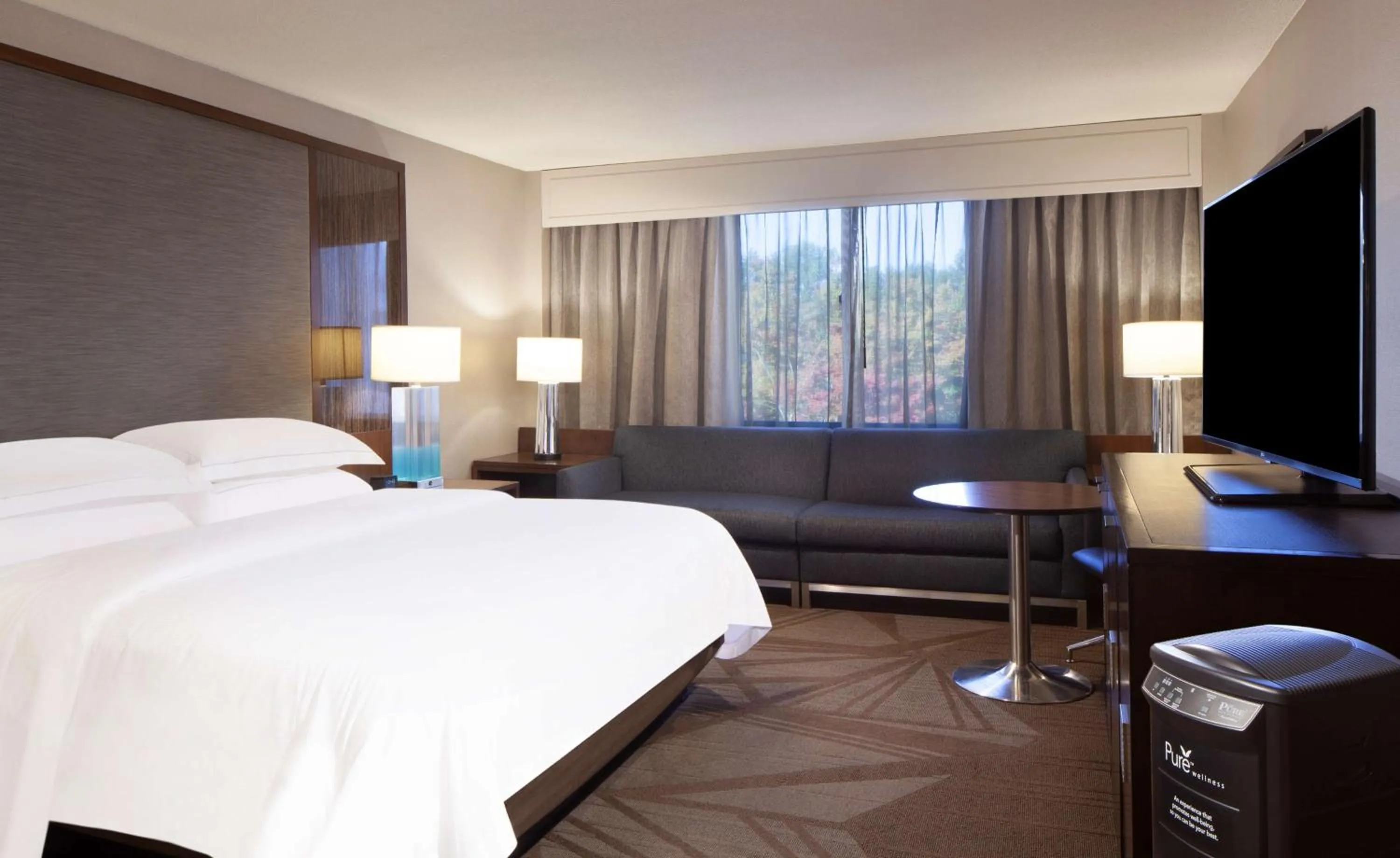 Bedroom, Bed in Hilton Parsippany