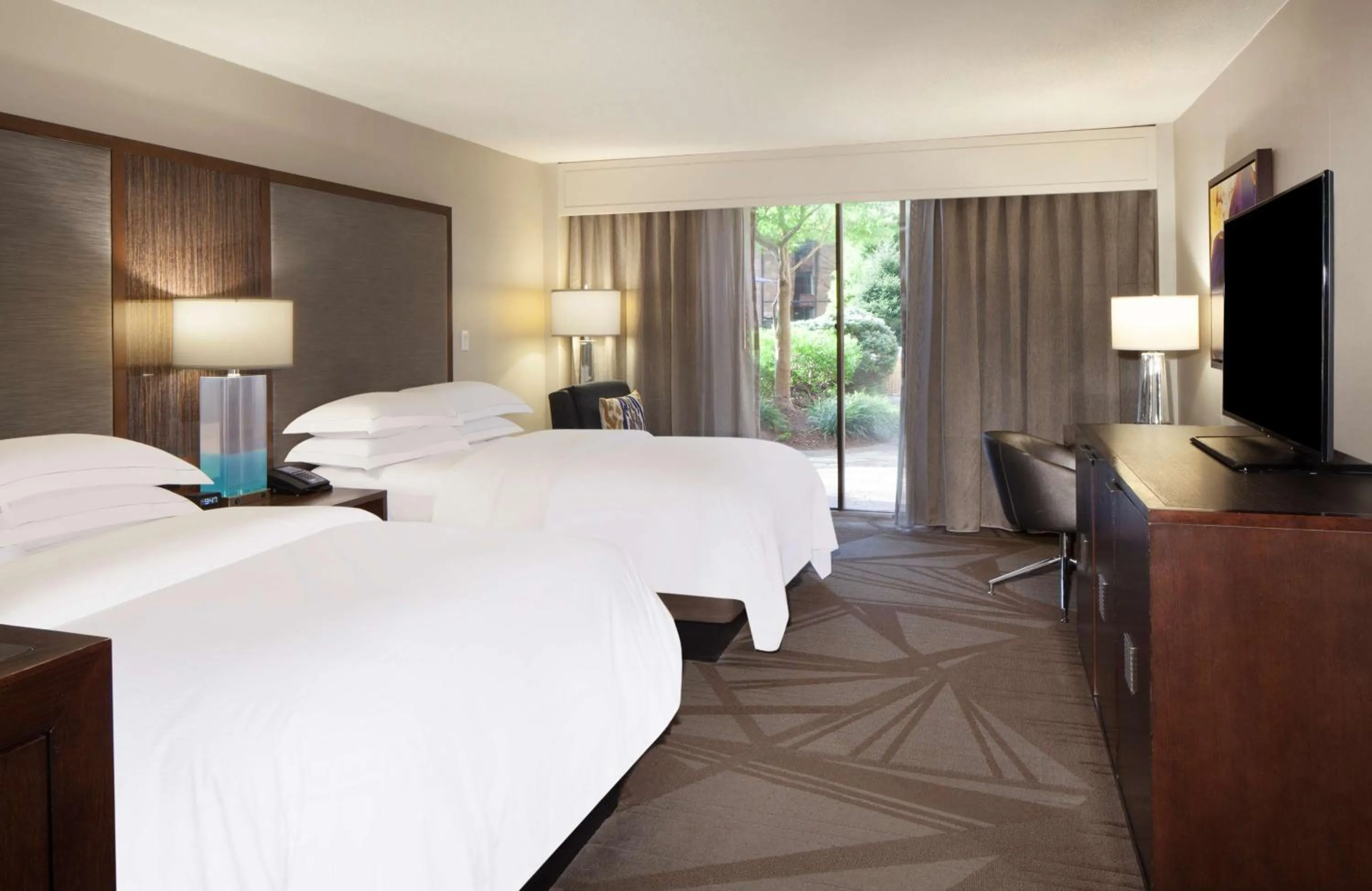 Bedroom, Bed in Hilton Parsippany