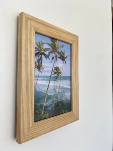 Decorative detail in Sky Mountain Café with seaview