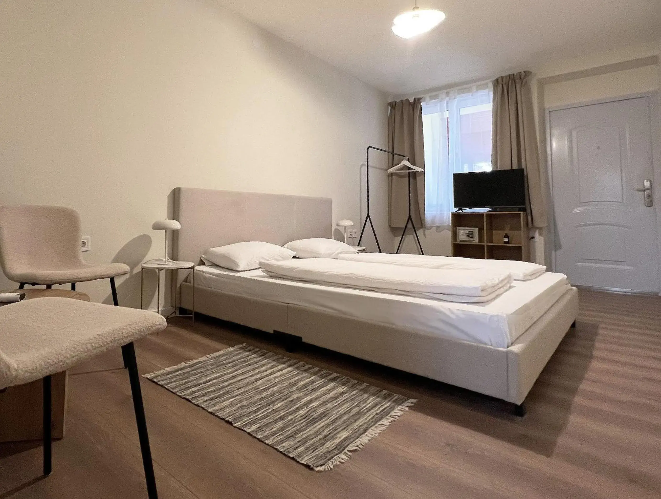 Standard Double Room in Nussbaum Panzió Standard Double Room in Nussbaum Panzió