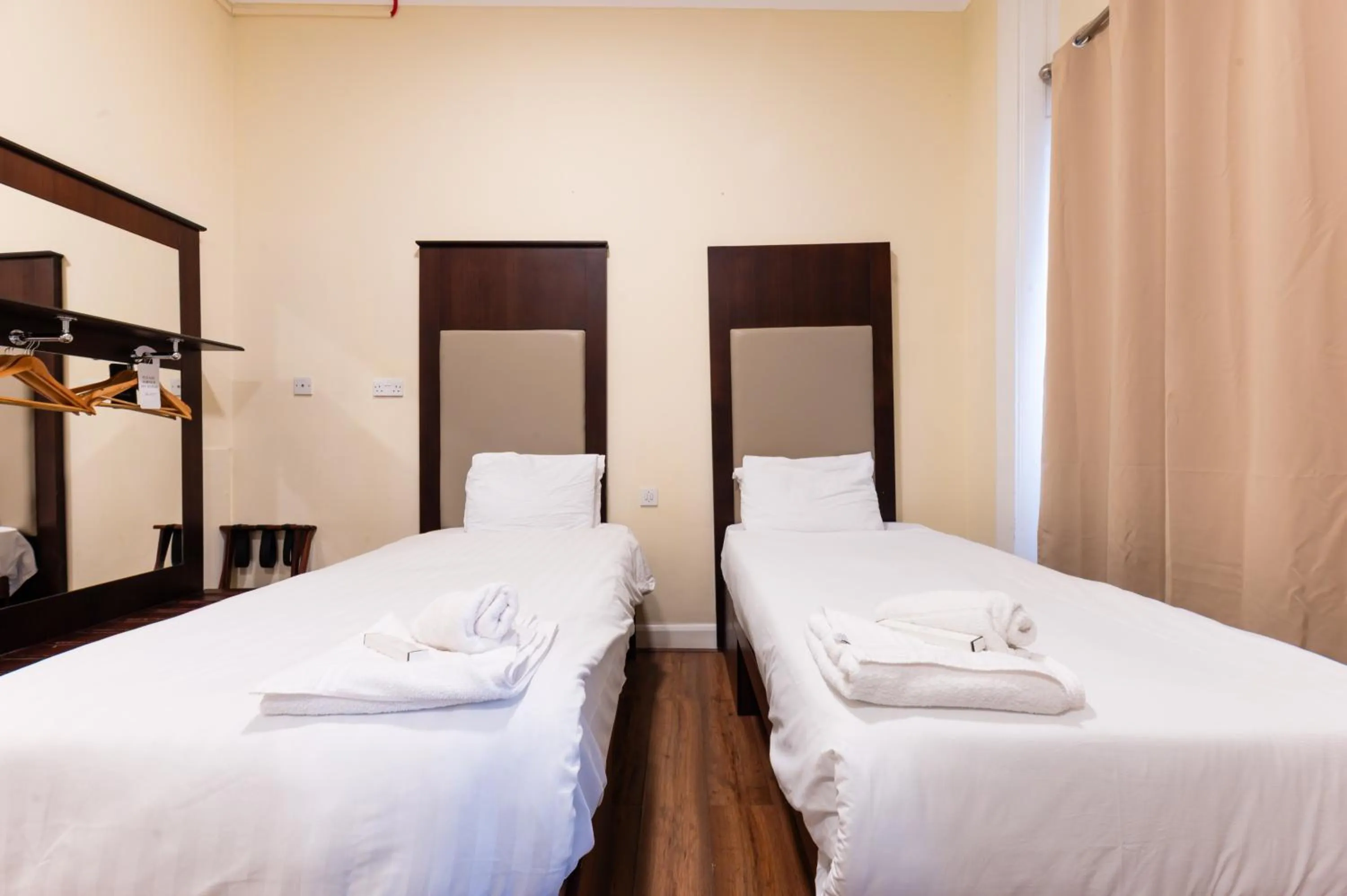 Bed in Astoria Hotel