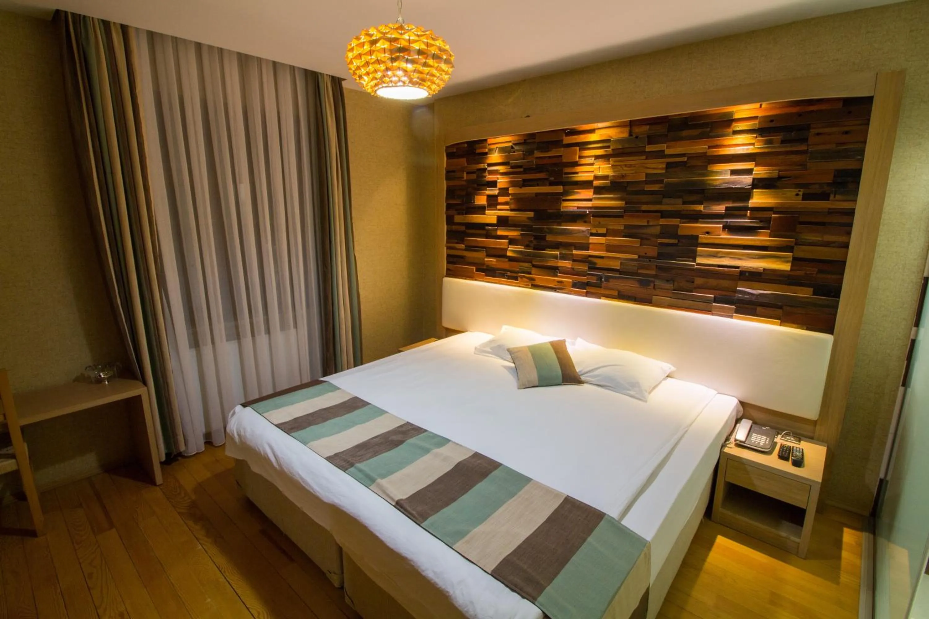 Photo of the whole room, Bed in Ayderoom Hotel