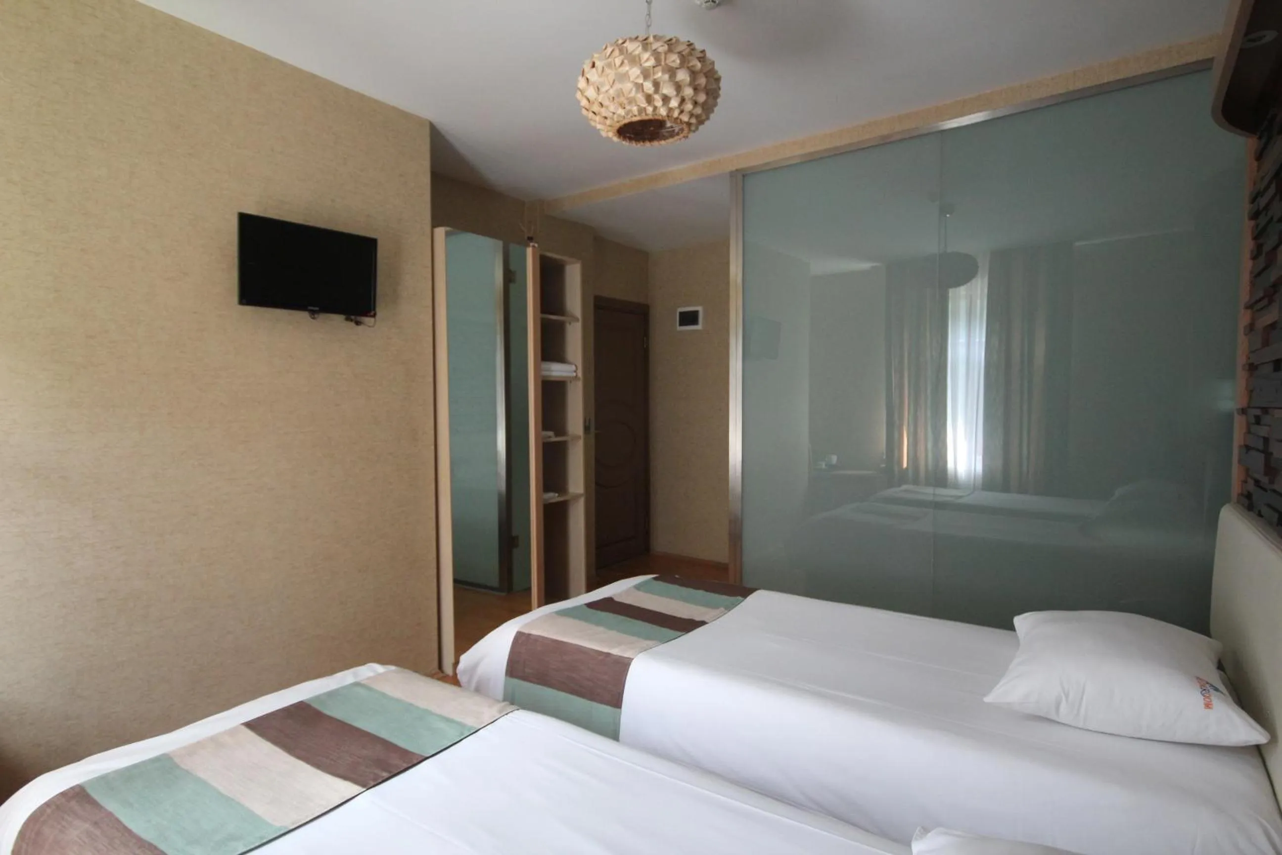 Massage, Bed in Ayderoom Hotel