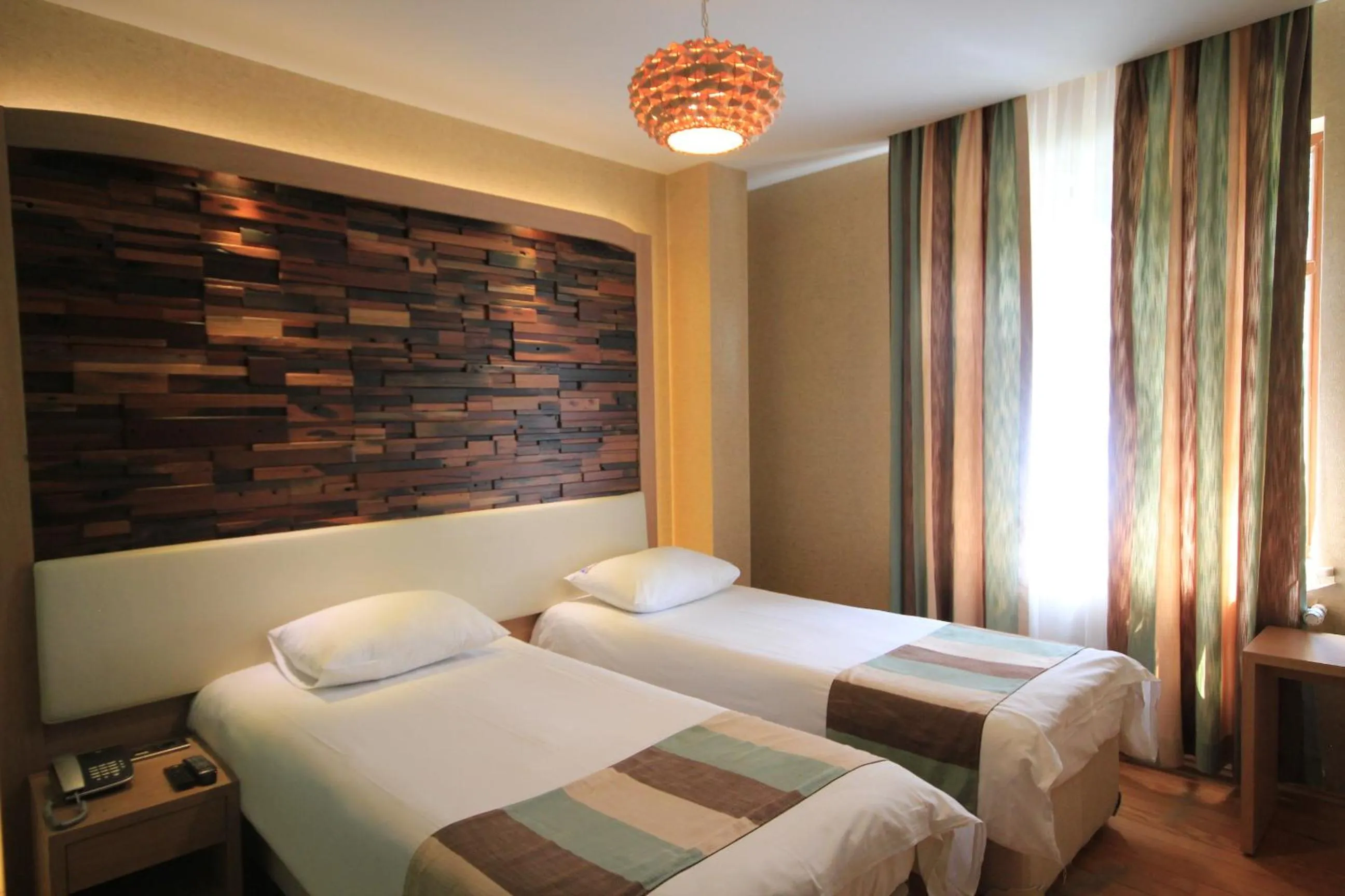 Massage, Bed in Ayderoom Hotel