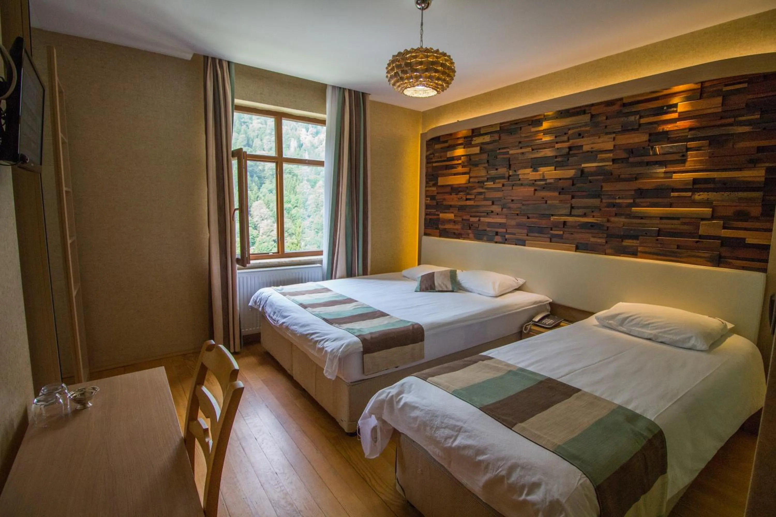 Photo of the whole room, Bed in Ayderoom Hotel