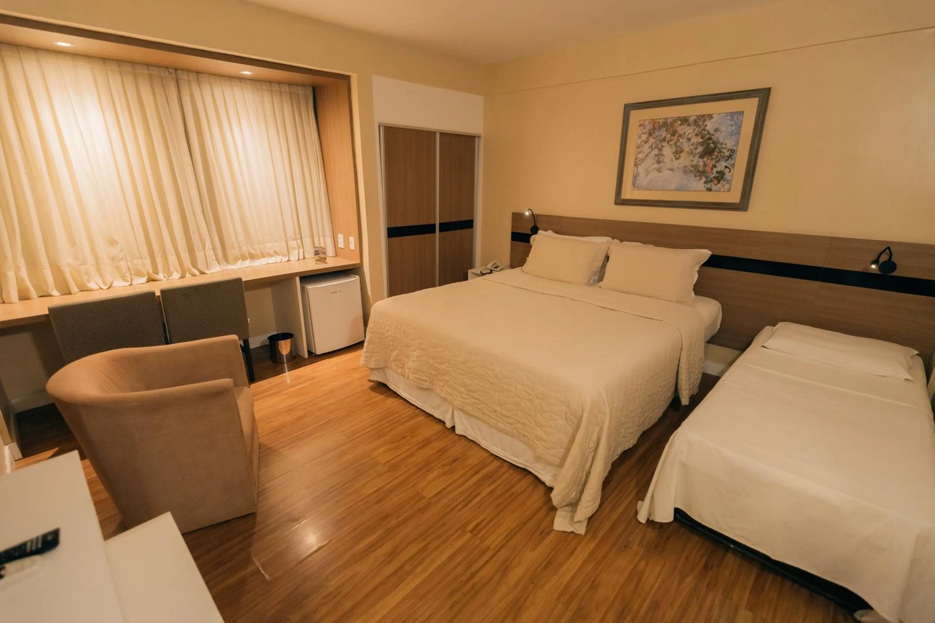 Bed in Hotel Serrano