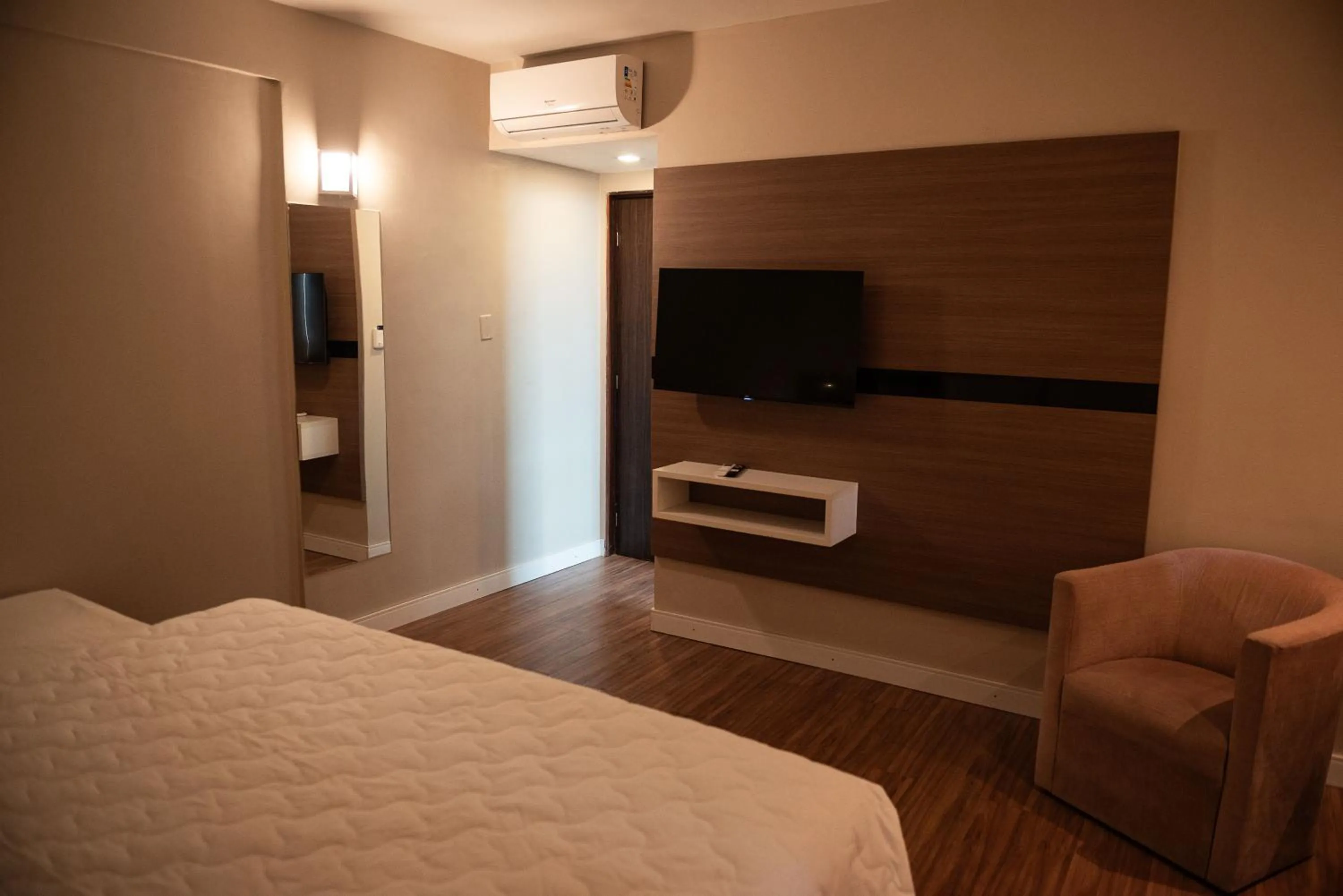 Bed in Hotel Serrano