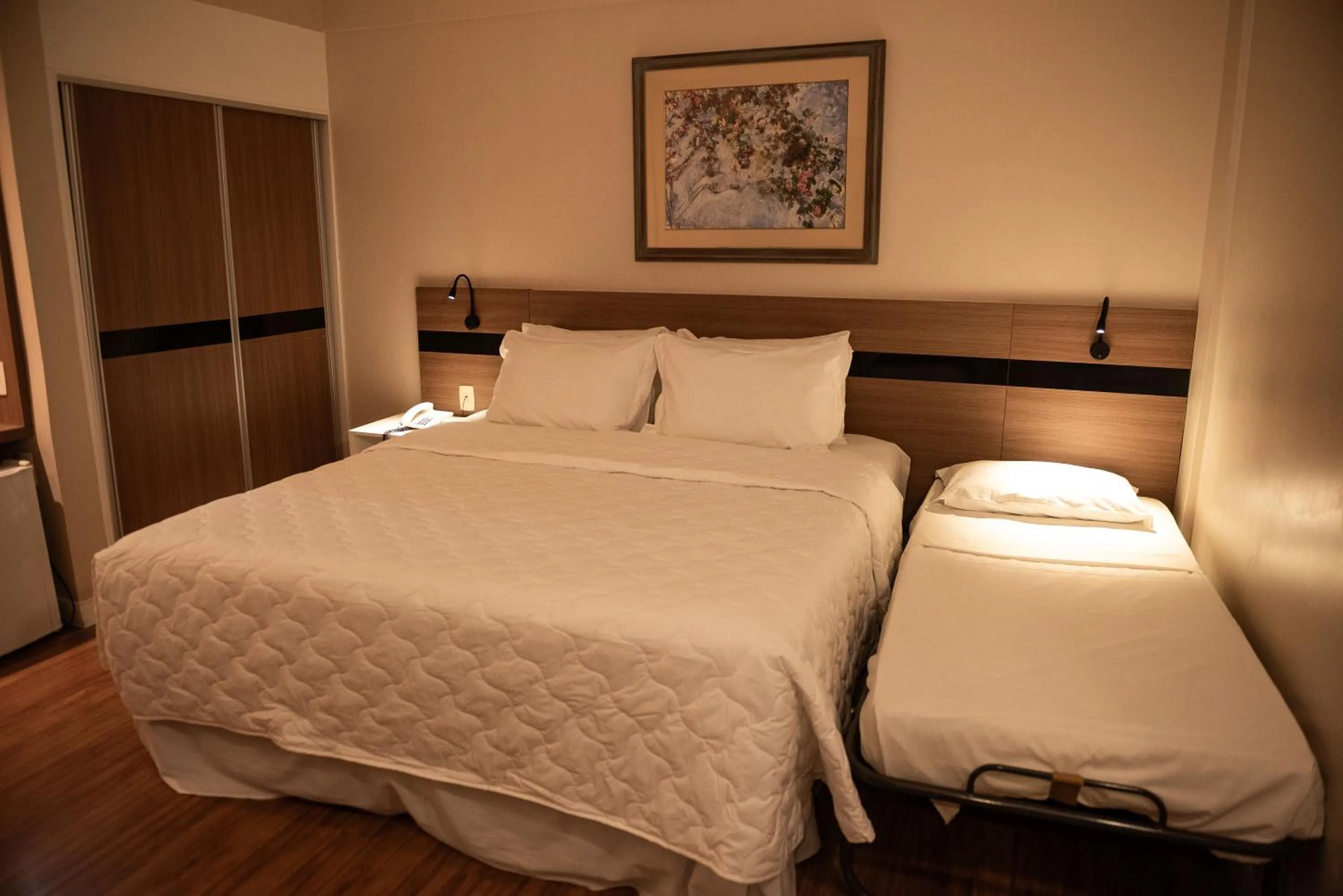 Bed in Hotel Serrano