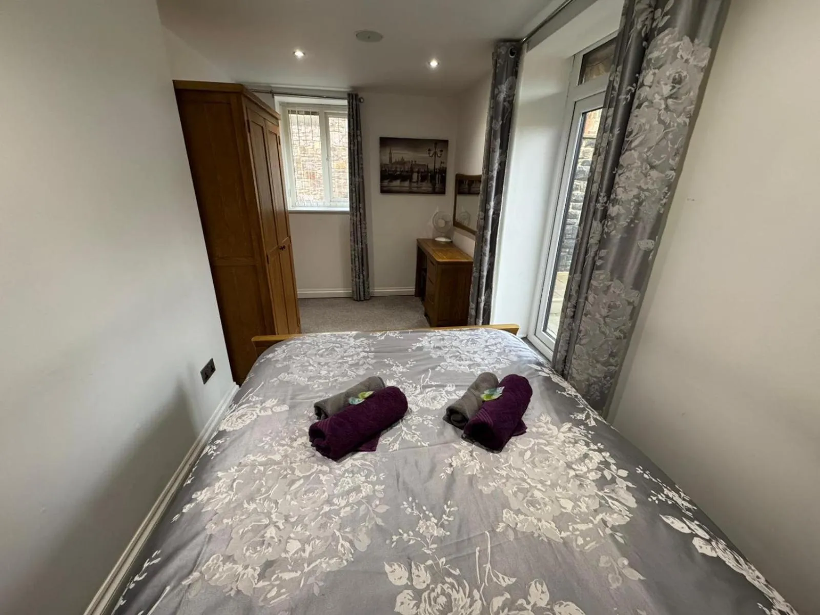 Bedroom, Bed in Castle House Holiday Home