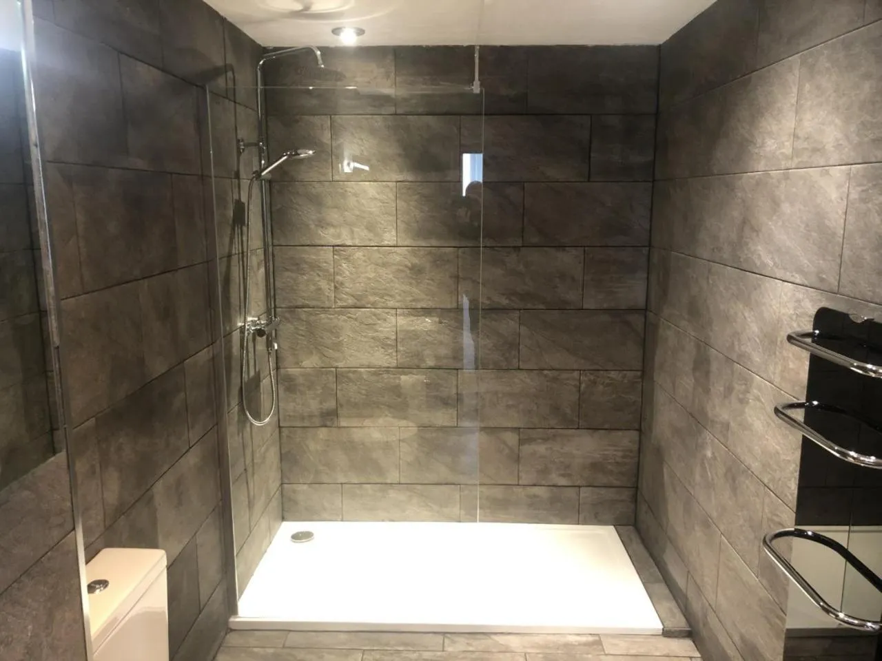 Bathroom in Castle House Holiday Home